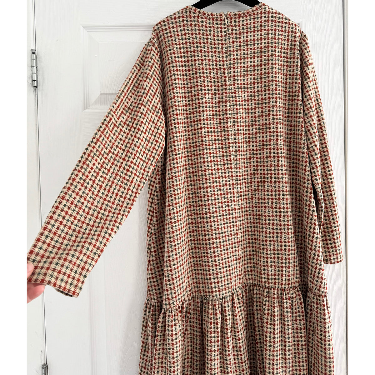 Weekend Max Mara Checked Dress in Beige, size Large