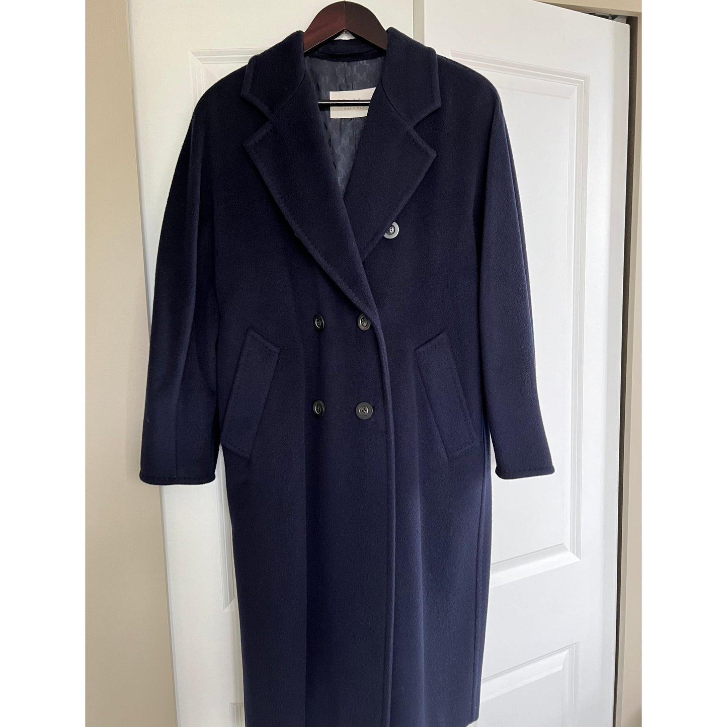 Max Mara "Madame" Coat in Navy, size 2 (fits oversize, like a comfy size small)