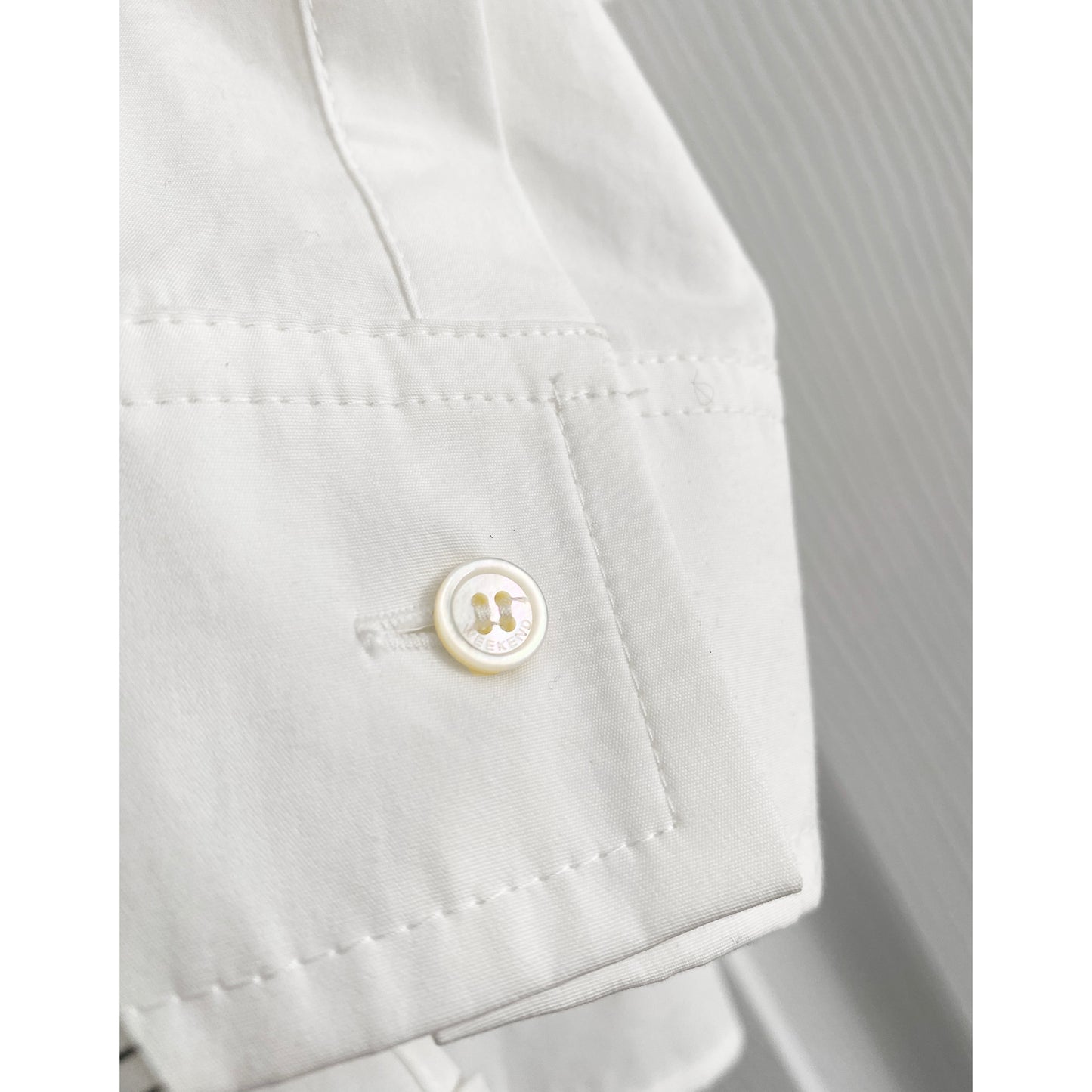 Weekend Max Mara "Carter" Shirt in White, size 8US