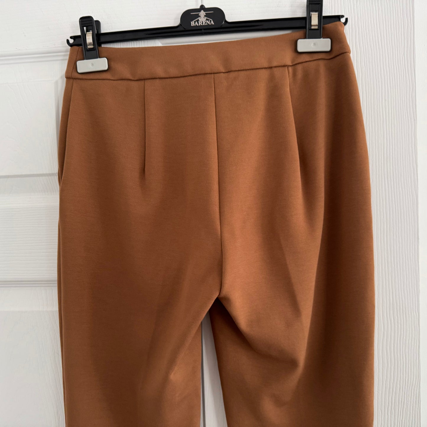 Max Mara Cigarette Pants in Brown, size 4US (Fits like size 2)