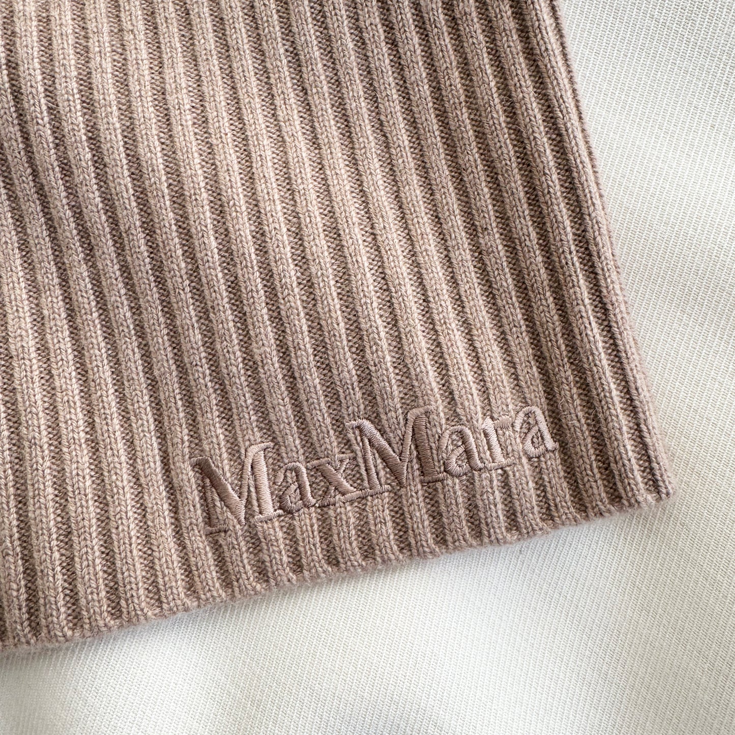 Max Mara "Romana" Cashmere Hood in Camel