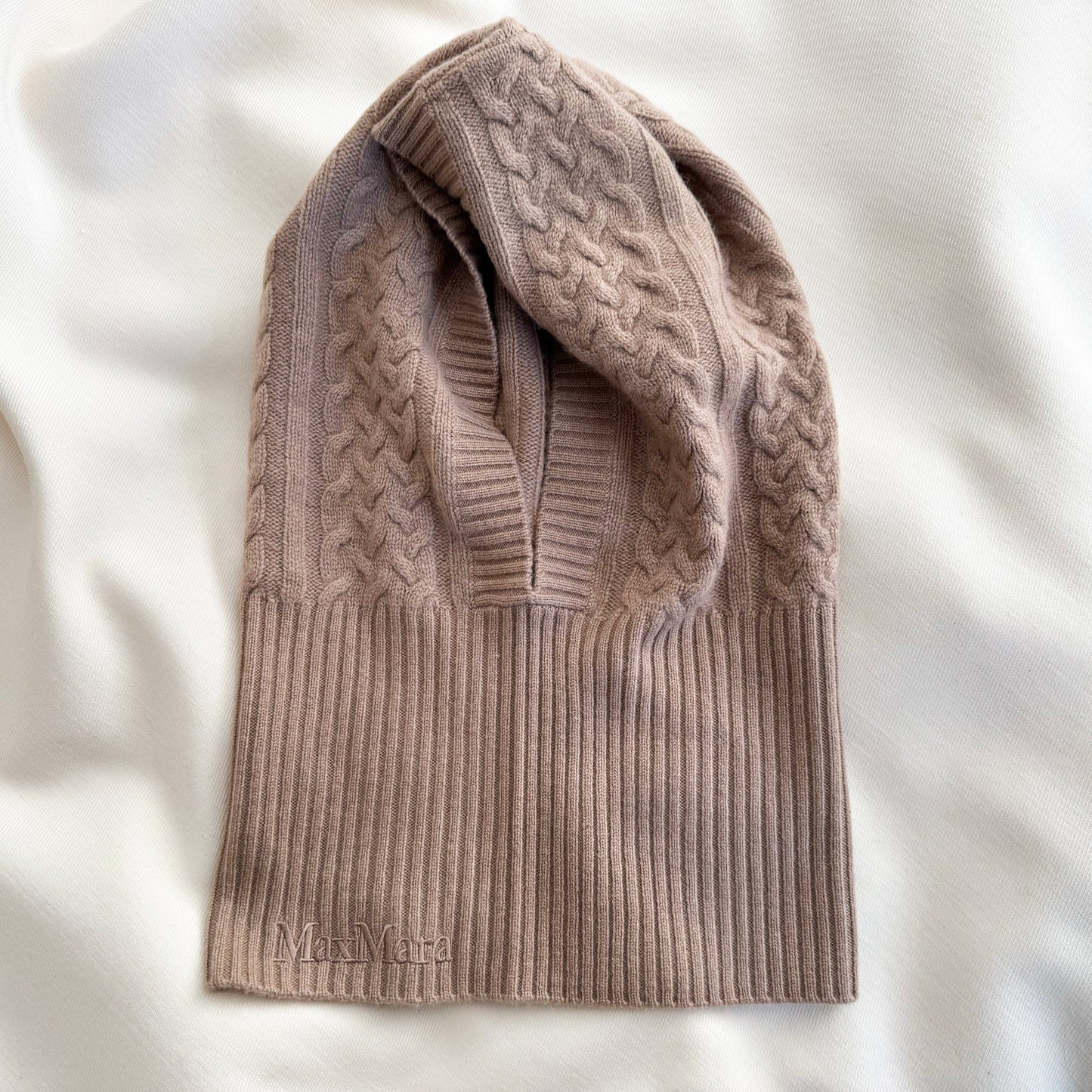 Max Mara "Romana" Cashmere Hood in Camel