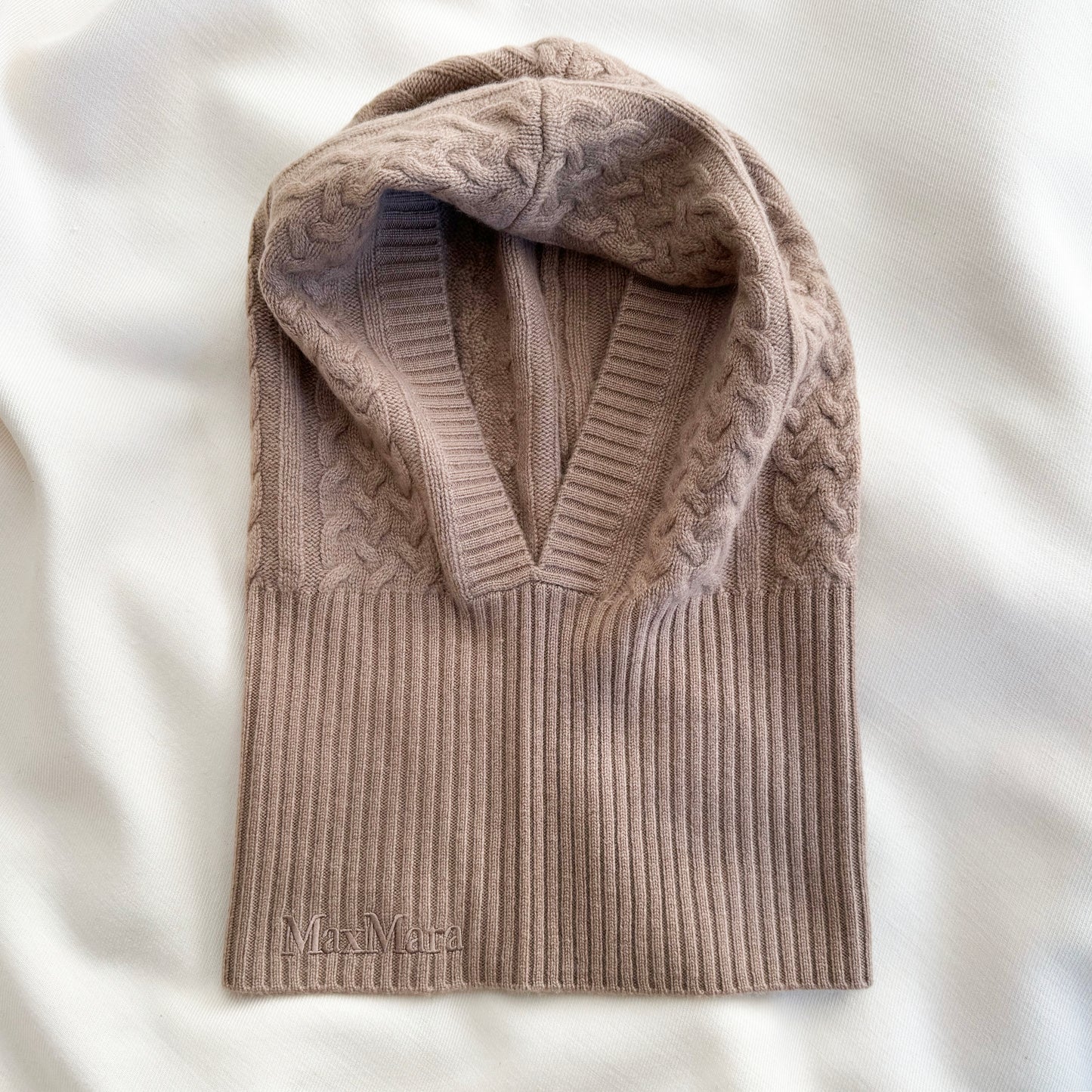 Max Mara "Romana" Cashmere Hood in Camel