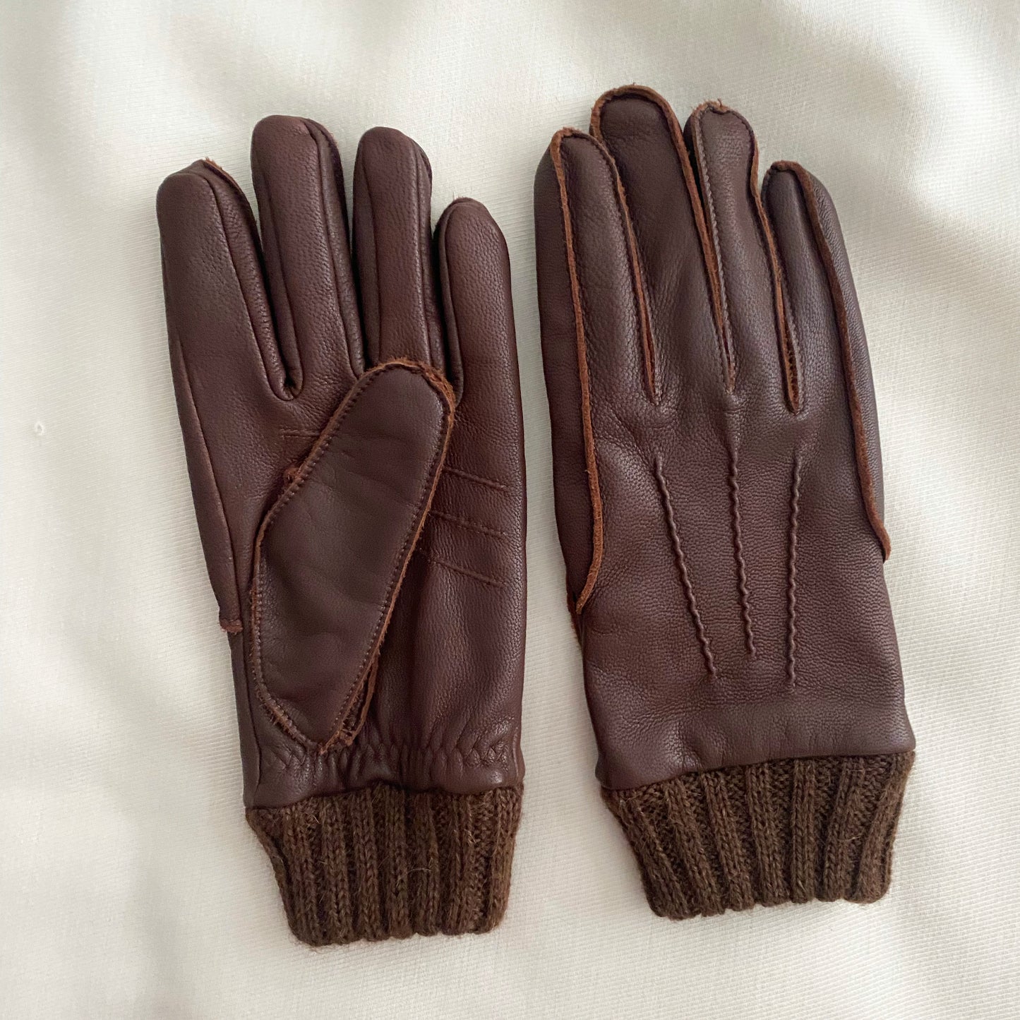 ** MENS ** Brown Leather Gloves, size 8.5