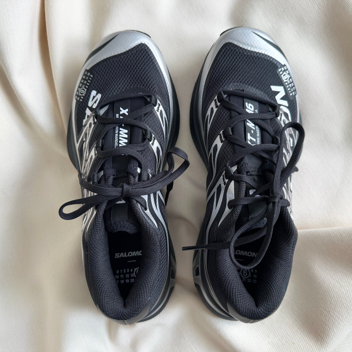 MM6 x Salomon XT sneaker in Black/Silver, size 8