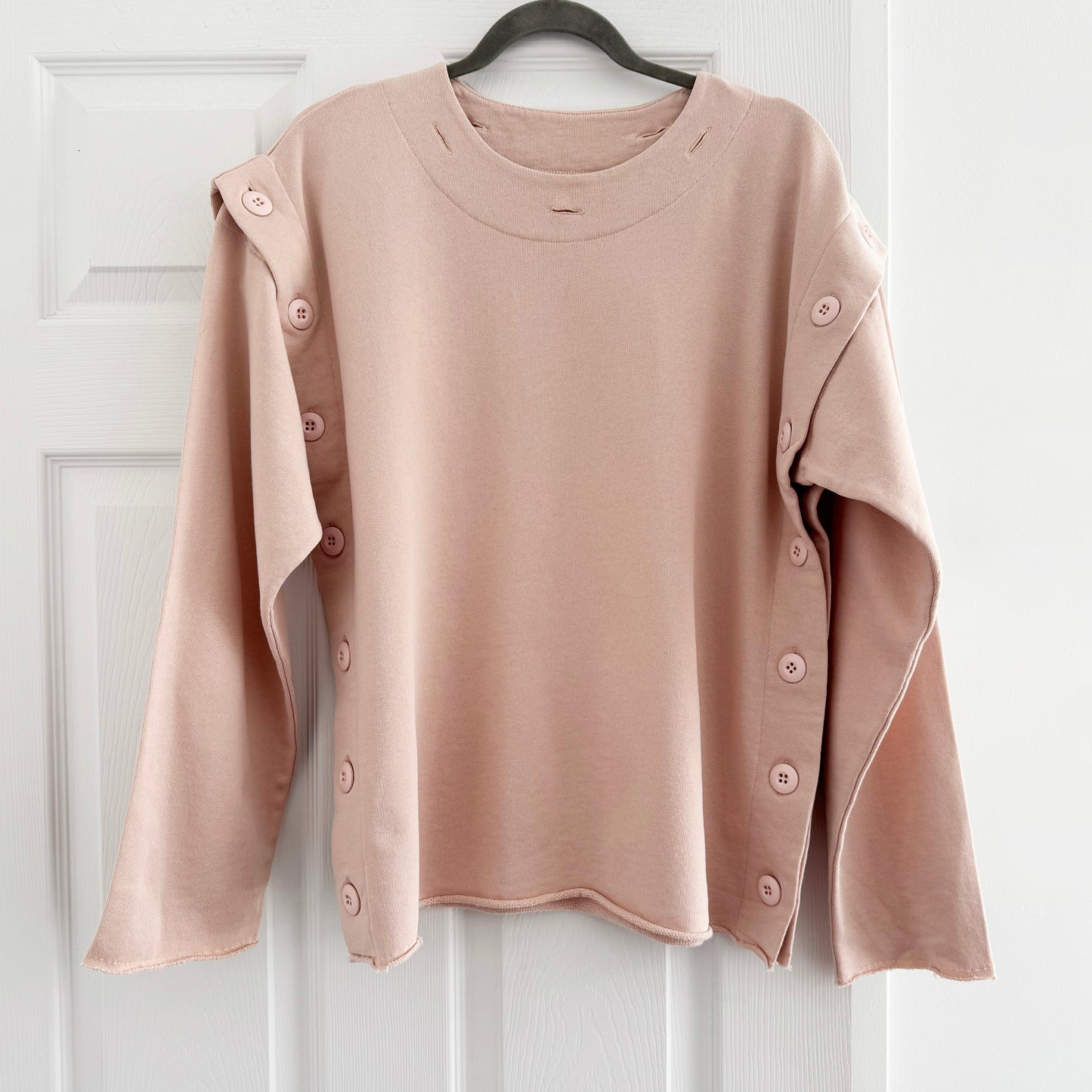 MM6 Maison Margiela Buttons Sweatshirt in Pink, size Medium