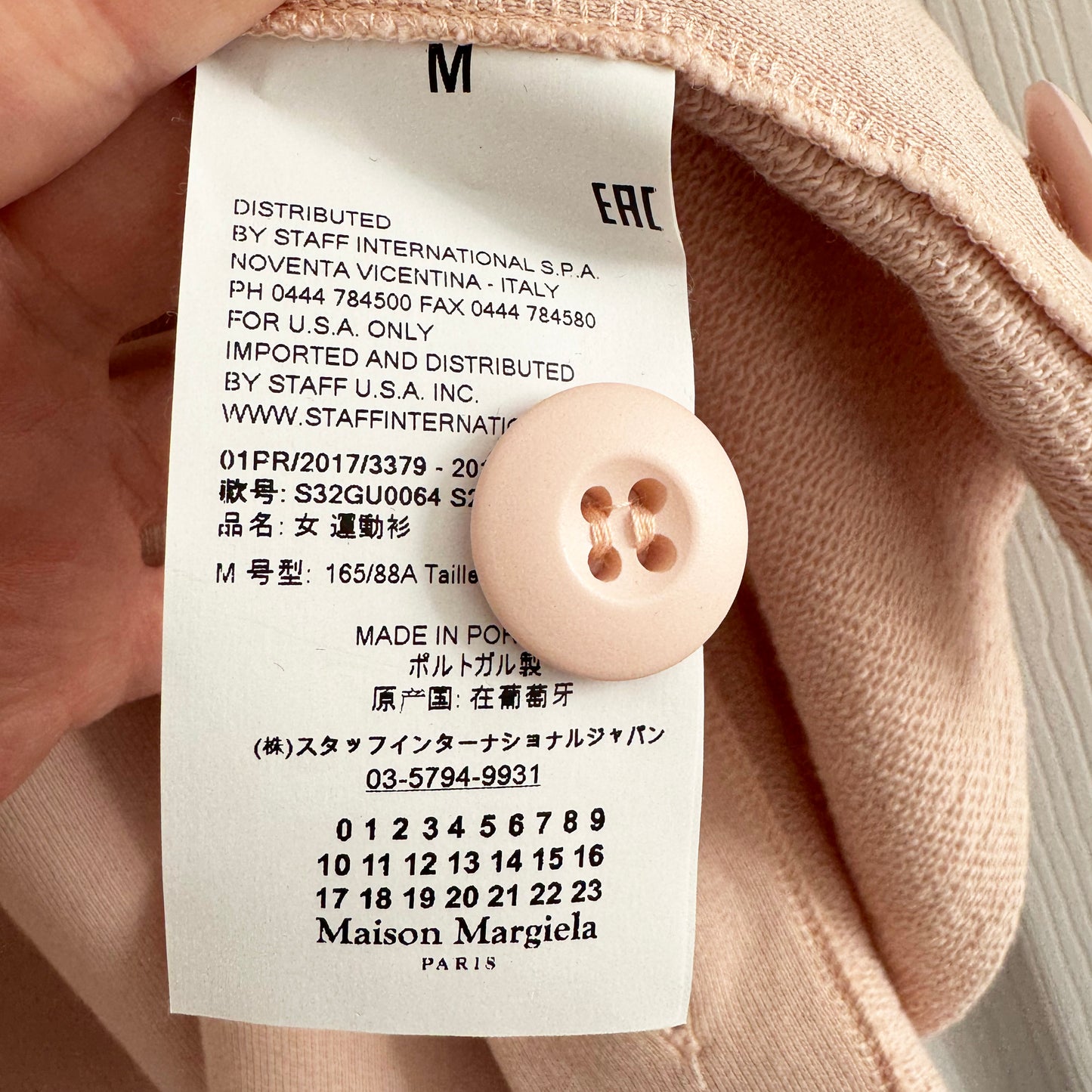 MM6 Maison Margiela Buttons Sweatshirt in Pink, size Medium