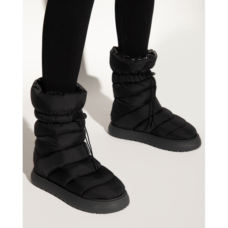 Moncler "Gaia" Puffy Boots in Black, size 41