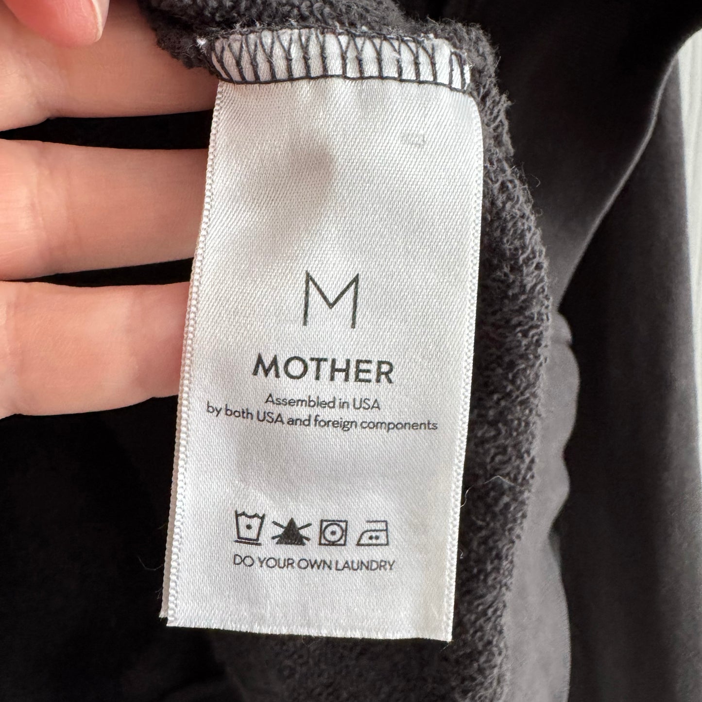 Mother "Biggie Concert" Sweatshirt in Faded Black, size Medium