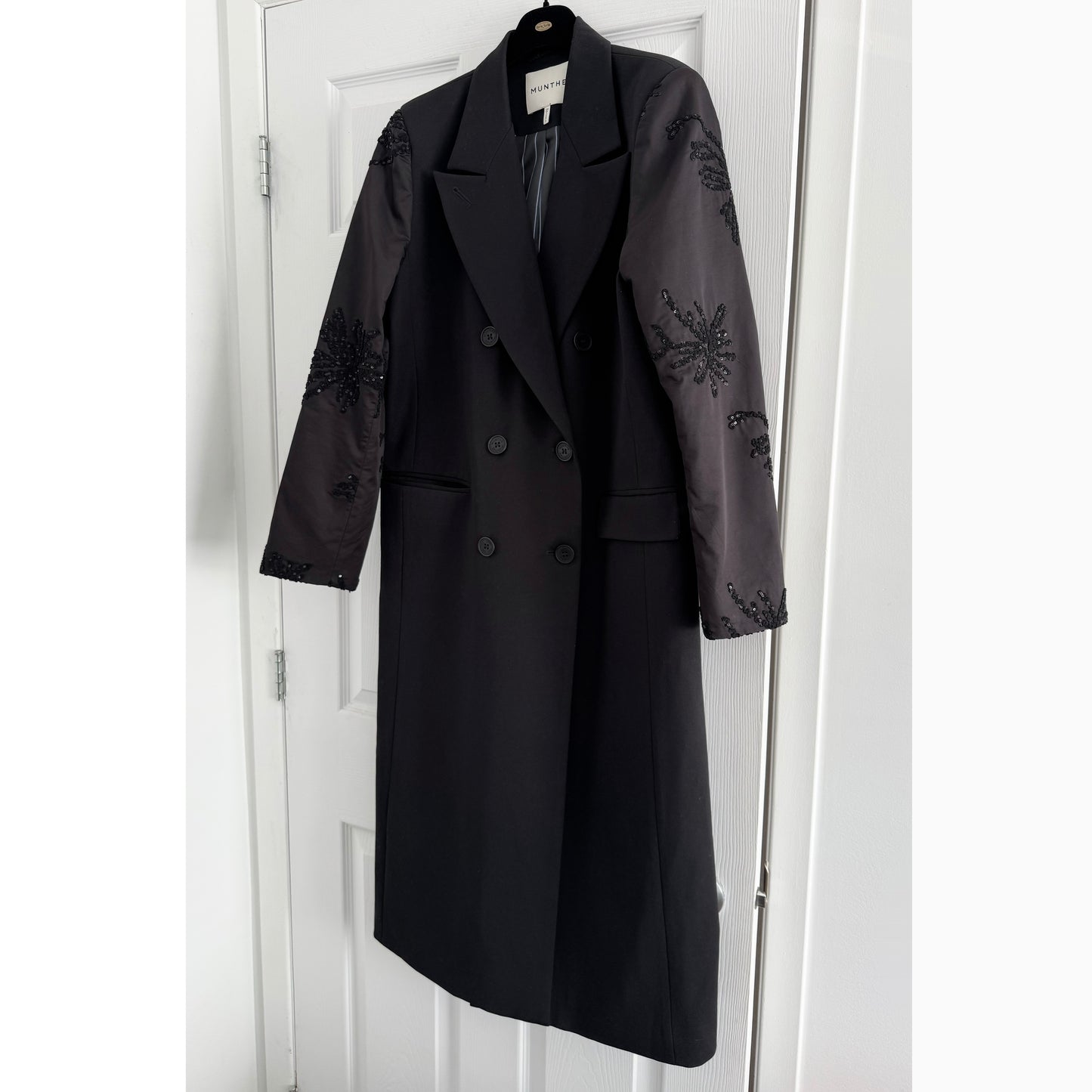Munthe "Raymond" Jacket w Sequin Sleeves in Black, size 36 (Size Small ish)