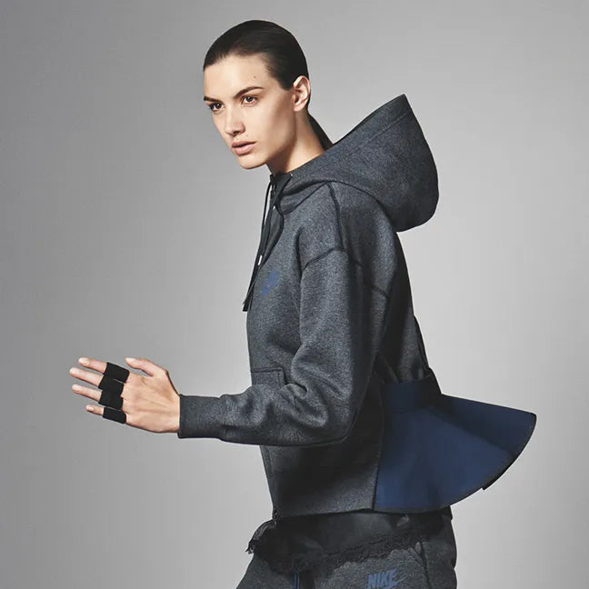 Nike Lab x Sacai Tech Fleece Peplum Hoodie in Grey, size Large