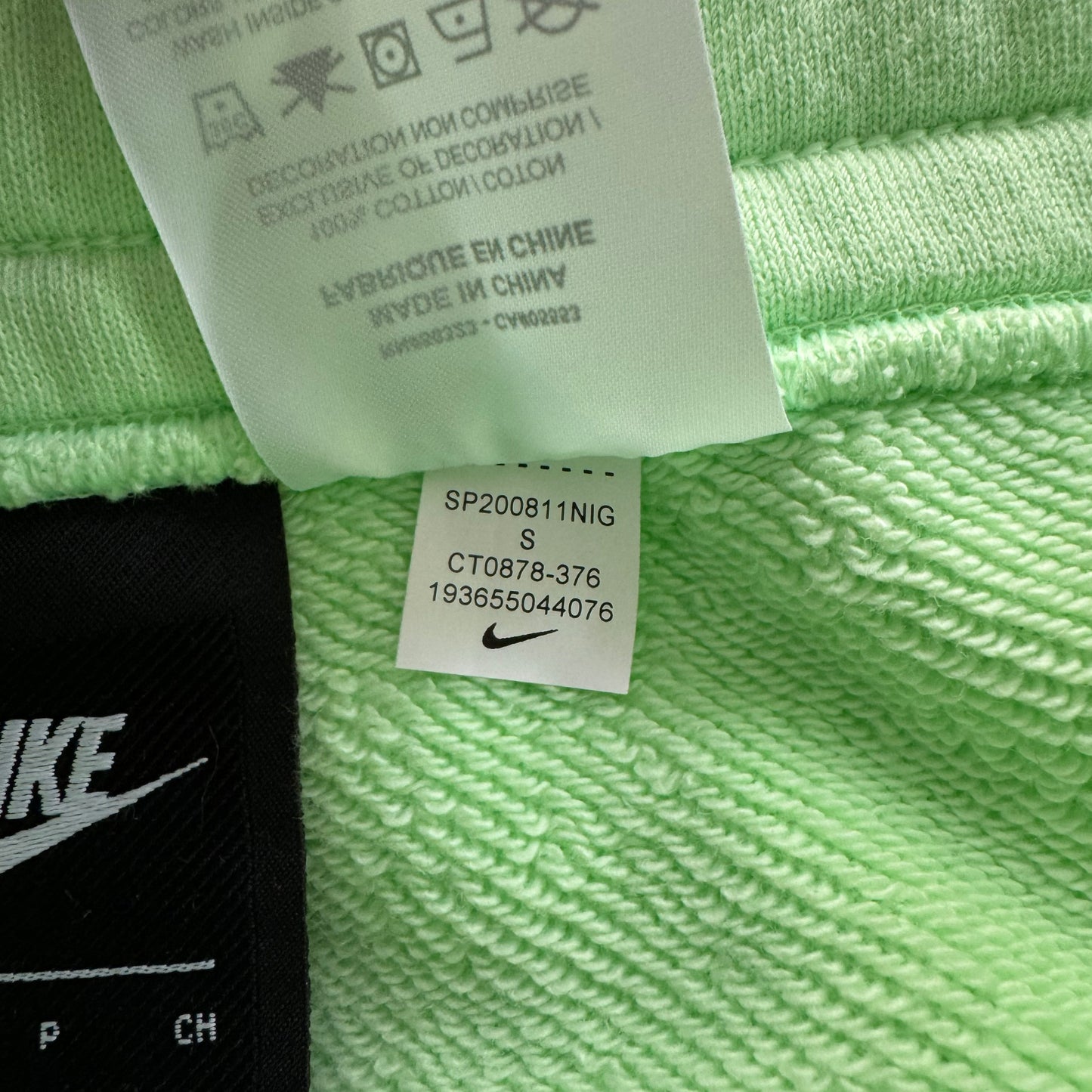 Nike Side Zip Skirt in Green, size Small