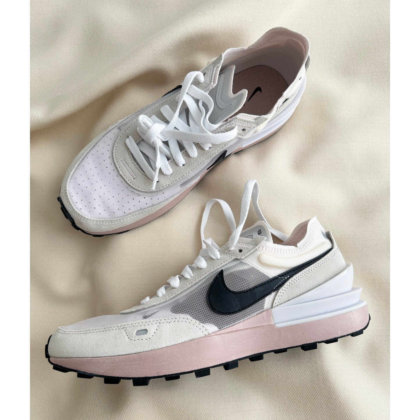 Nike Waffle One in White/Pink/Oxford, size 9.5