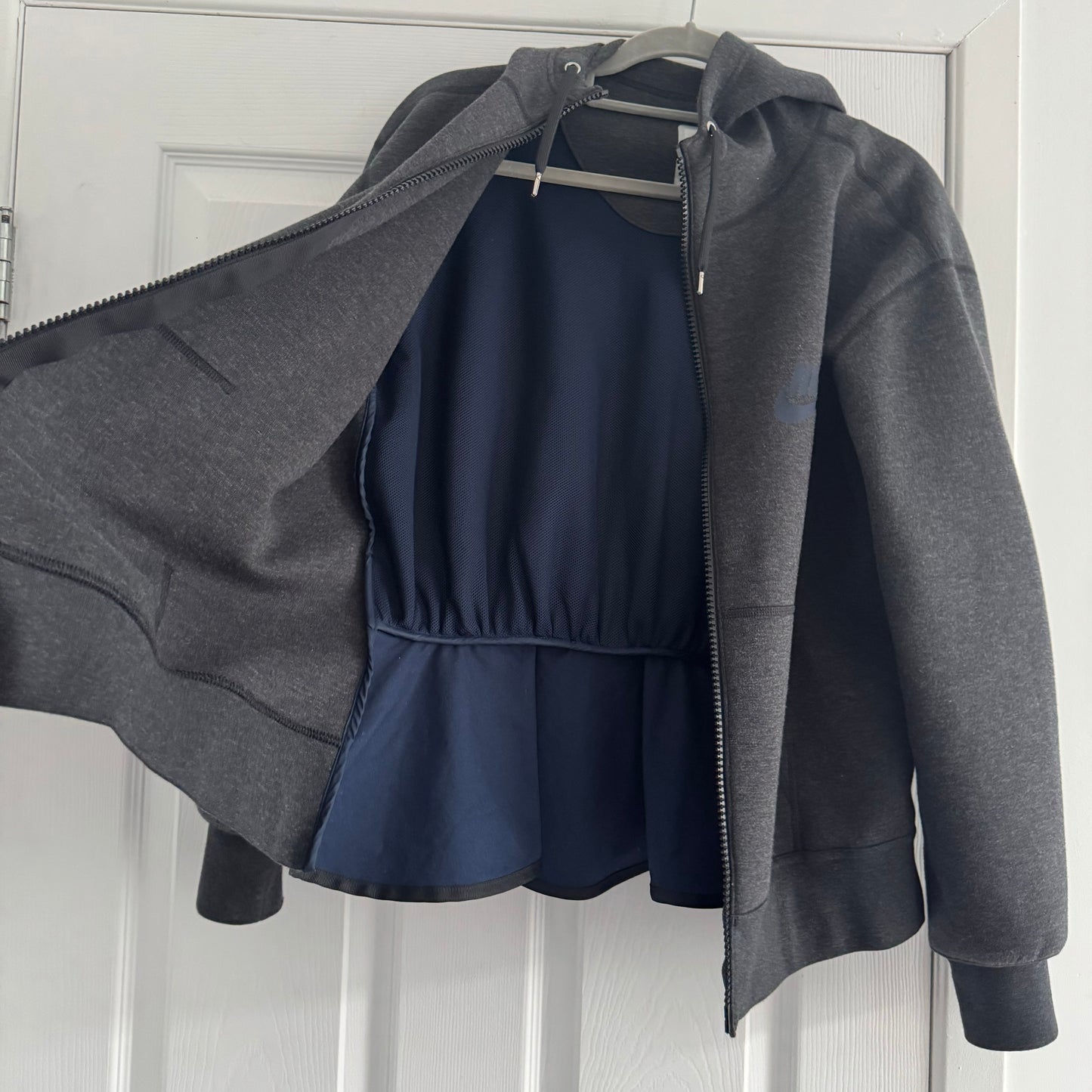 Nike Lab x Sacai Tech Fleece Peplum Hoodie in Grey, size Large