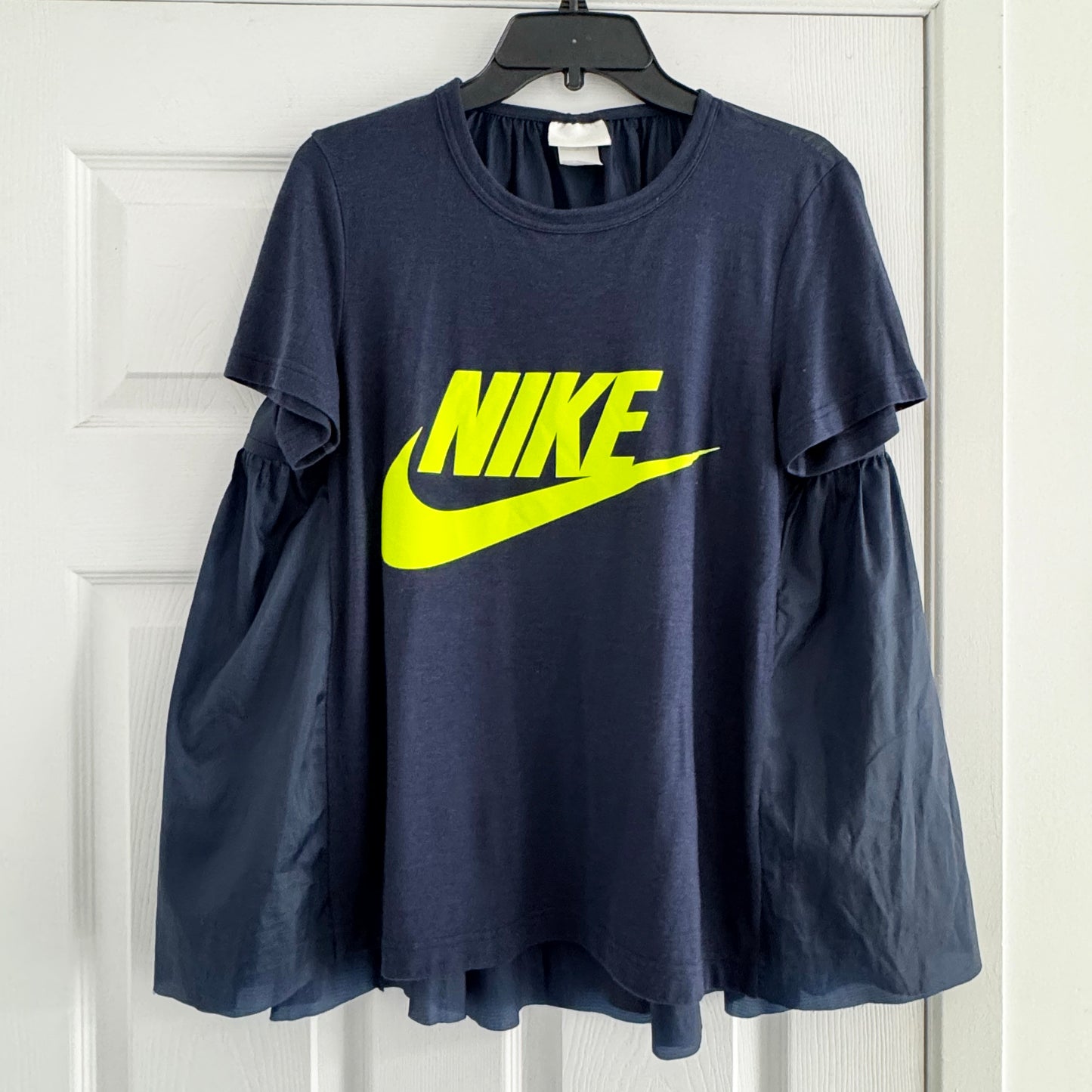 Nike Lab x Sacai Tee Shirt in Navy, size Large