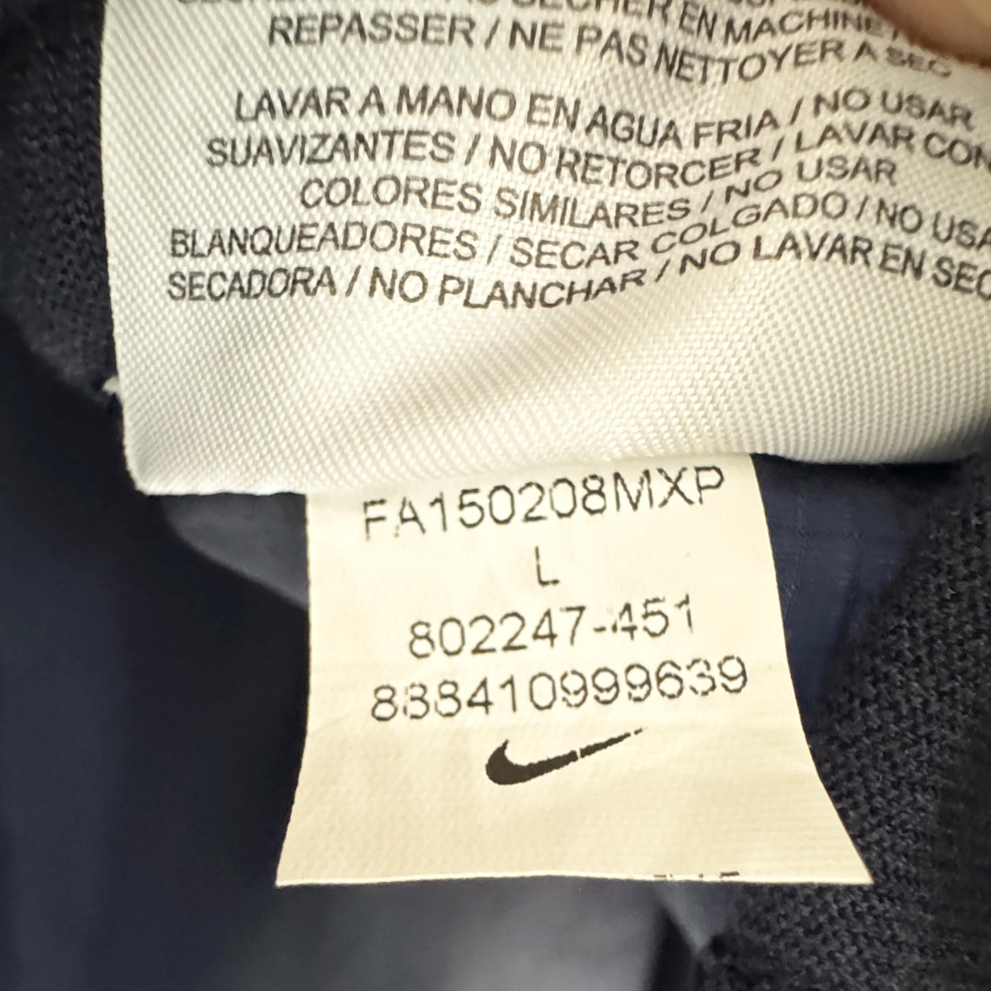 Nike Lab x Sacai Tee Shirt in Navy, size Large