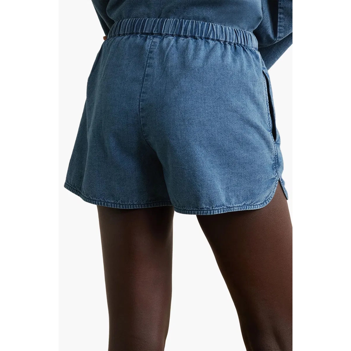 Nili Lotan "Tilly" Chambray Shorts, Size Medium