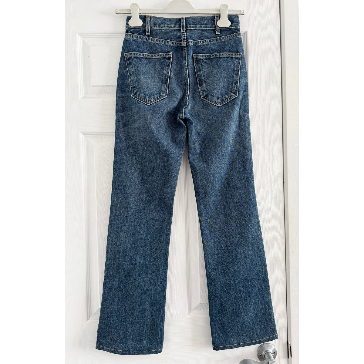 Nili Lotan "Joan" Jeans in "Simon Wash", size 25 (fits 24/25) **HEMMED**