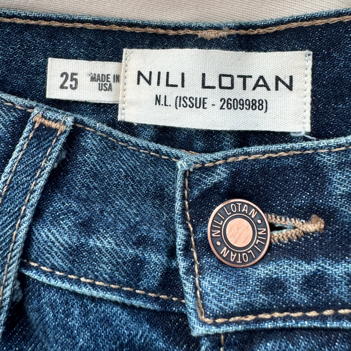 Nili Lotan "Joan" Jeans in "Simon Wash", size 25 (fits 24/25) **HEMMED**