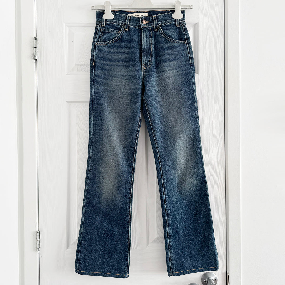 Nili Lotan "Joan" Jeans in "Simon Wash", size 25 (fits 24/25) **HEMMED**