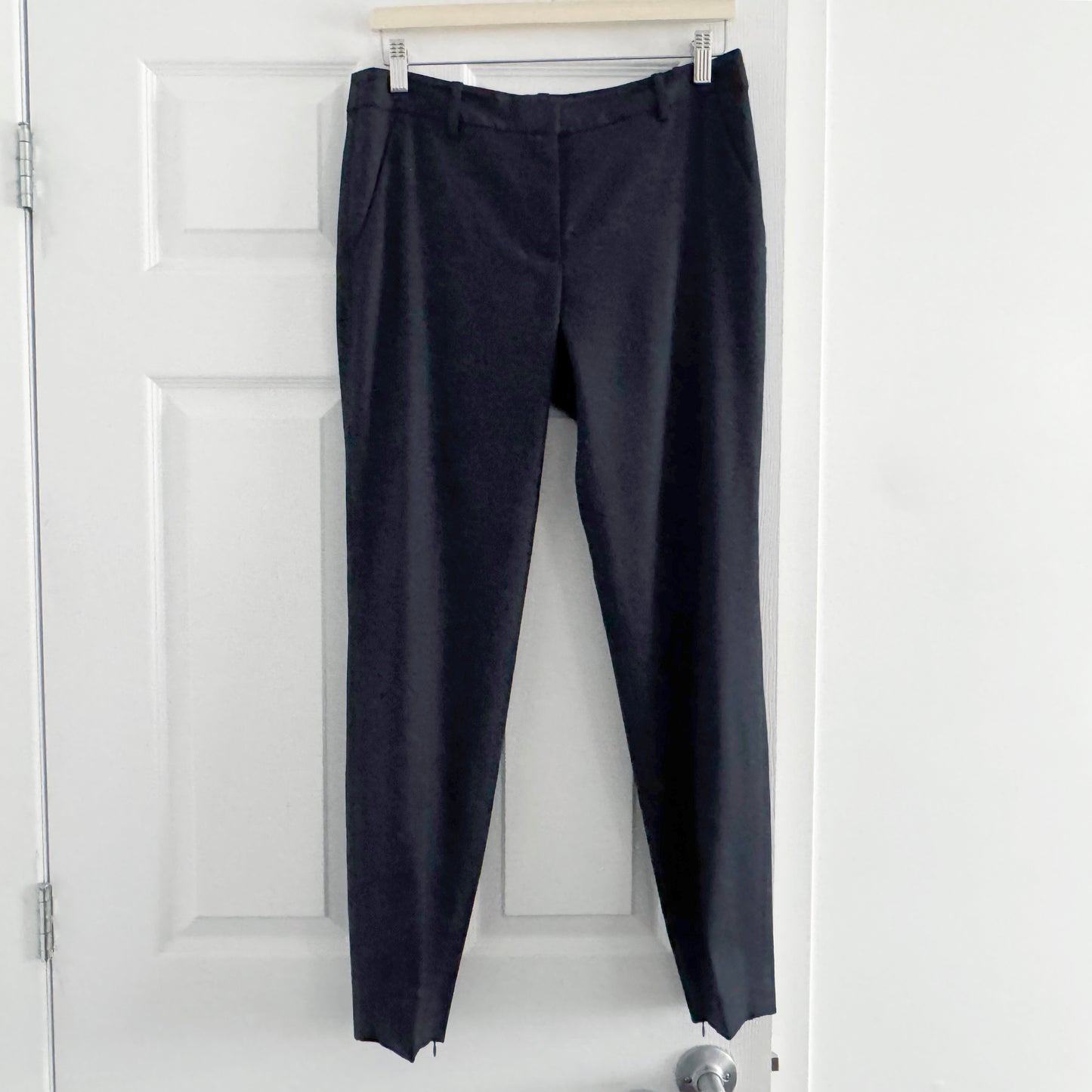 Nili Lotan "Leo" Cigarette Pants in Navy, size 6