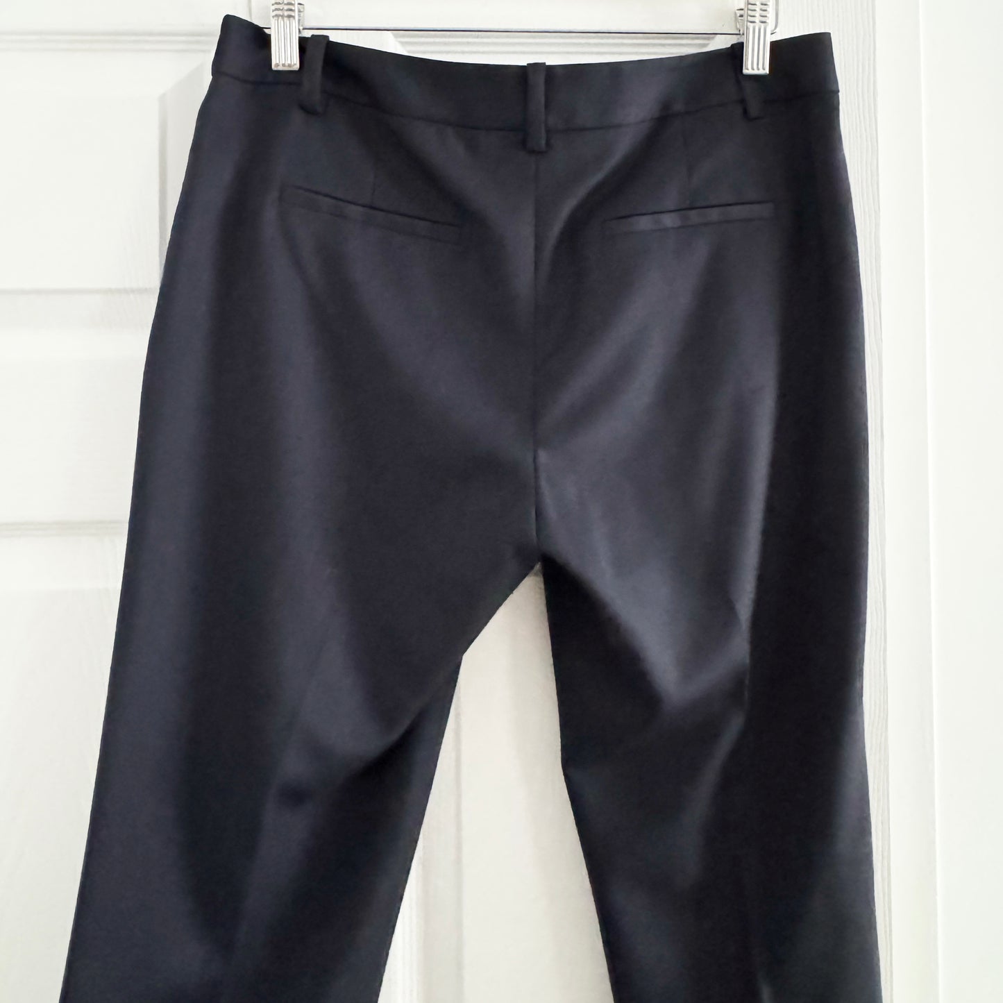 Nili Lotan "Leo" Cigarette Pants in Navy, size 6