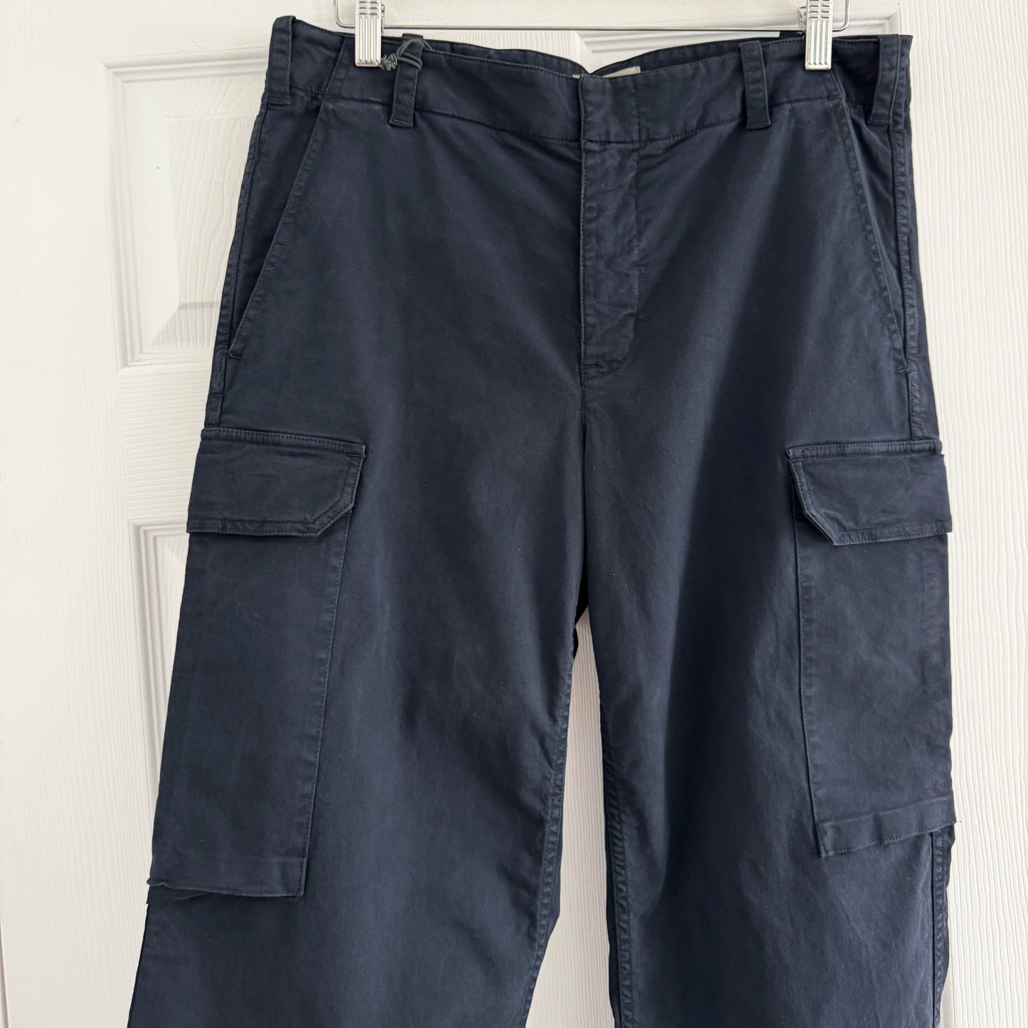 Nili Lotan "Leofred" Cargo Pants in "Midnight", size 10