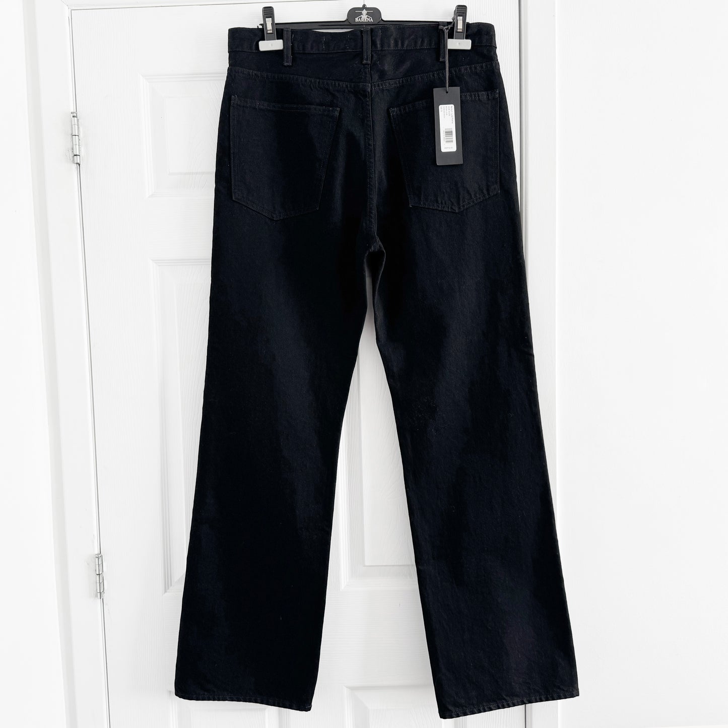 Nili Lotan "Mitchell" Jeans in Black, size 30 (fits slouchy)