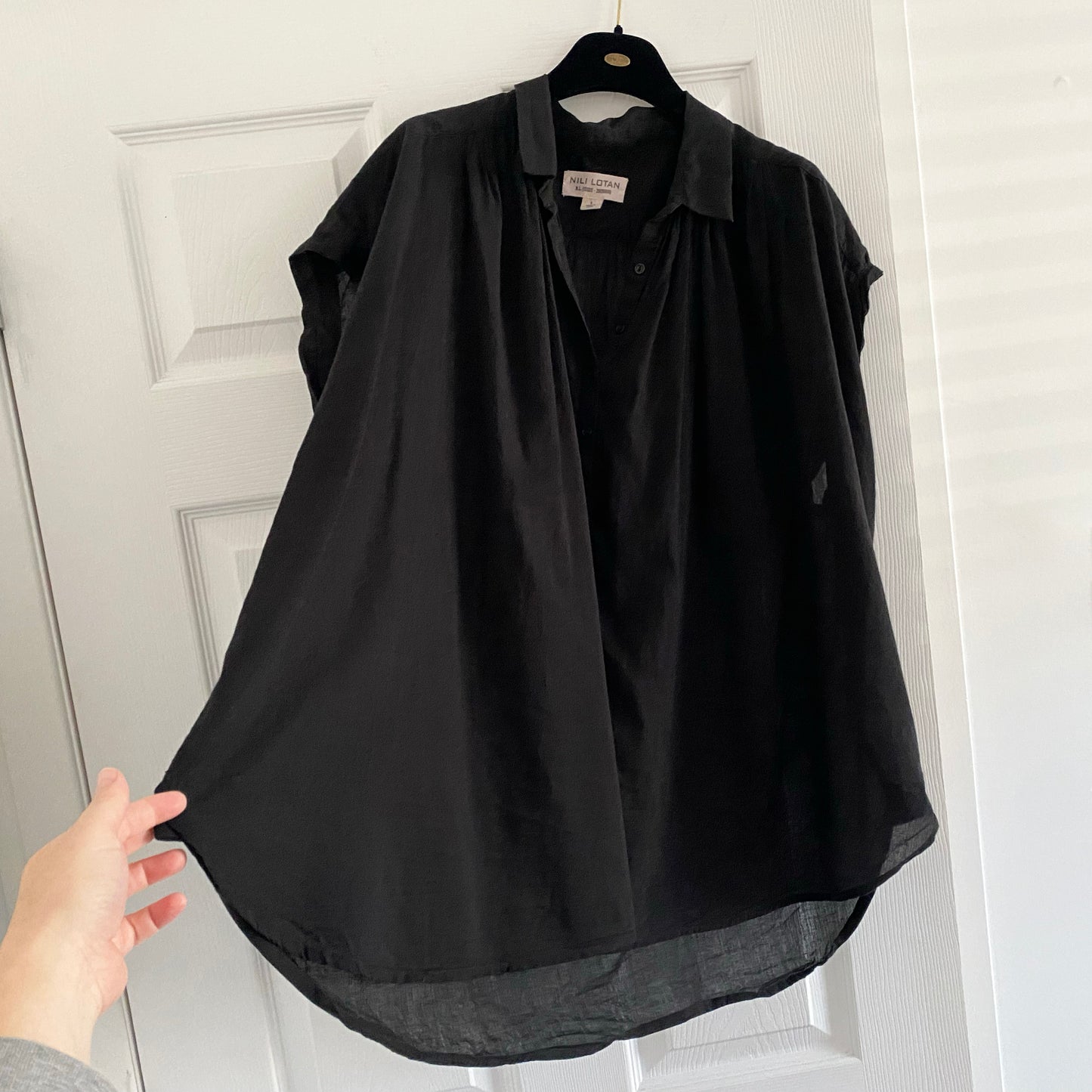 Nili Lotan "Normandy" Blouse in Black, size Small (fits M-L)