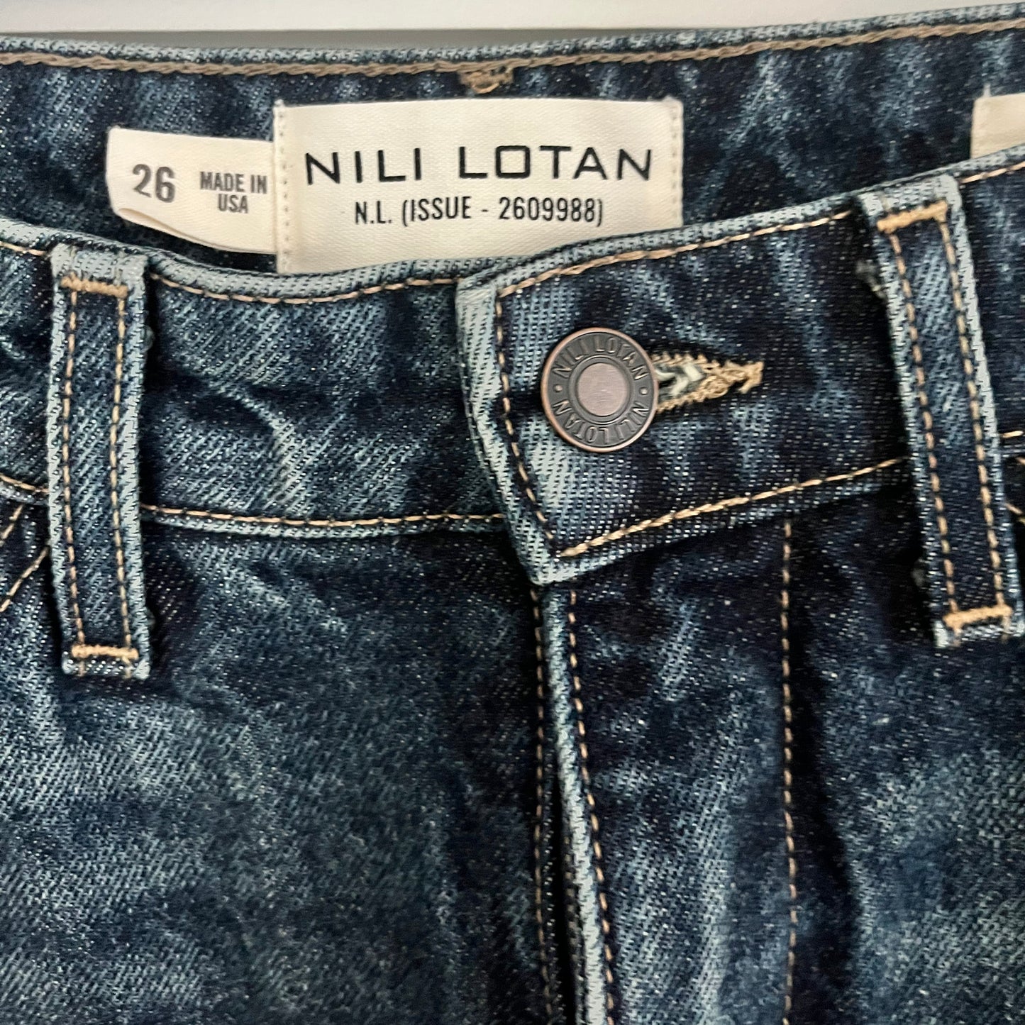 Nili Lotan "Otis" Jeans in Simon Wash, size 26 (size 25)