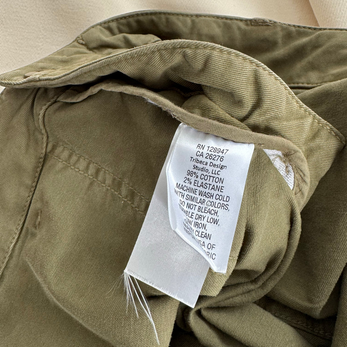 Nili Lotan "Utility" Shorts in Military Green, size 8
