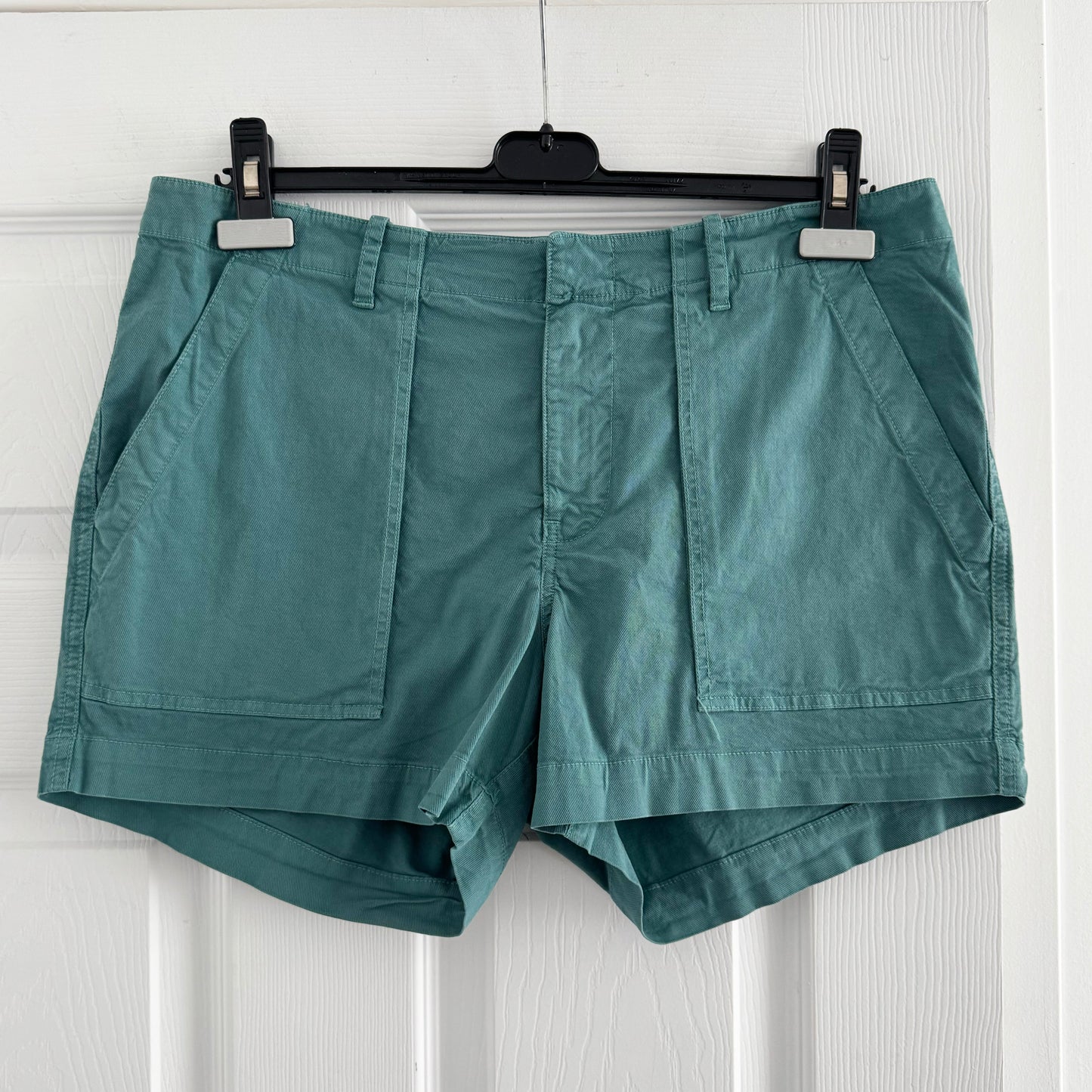 Nili Lotan Utility Short in "Jade", size 10