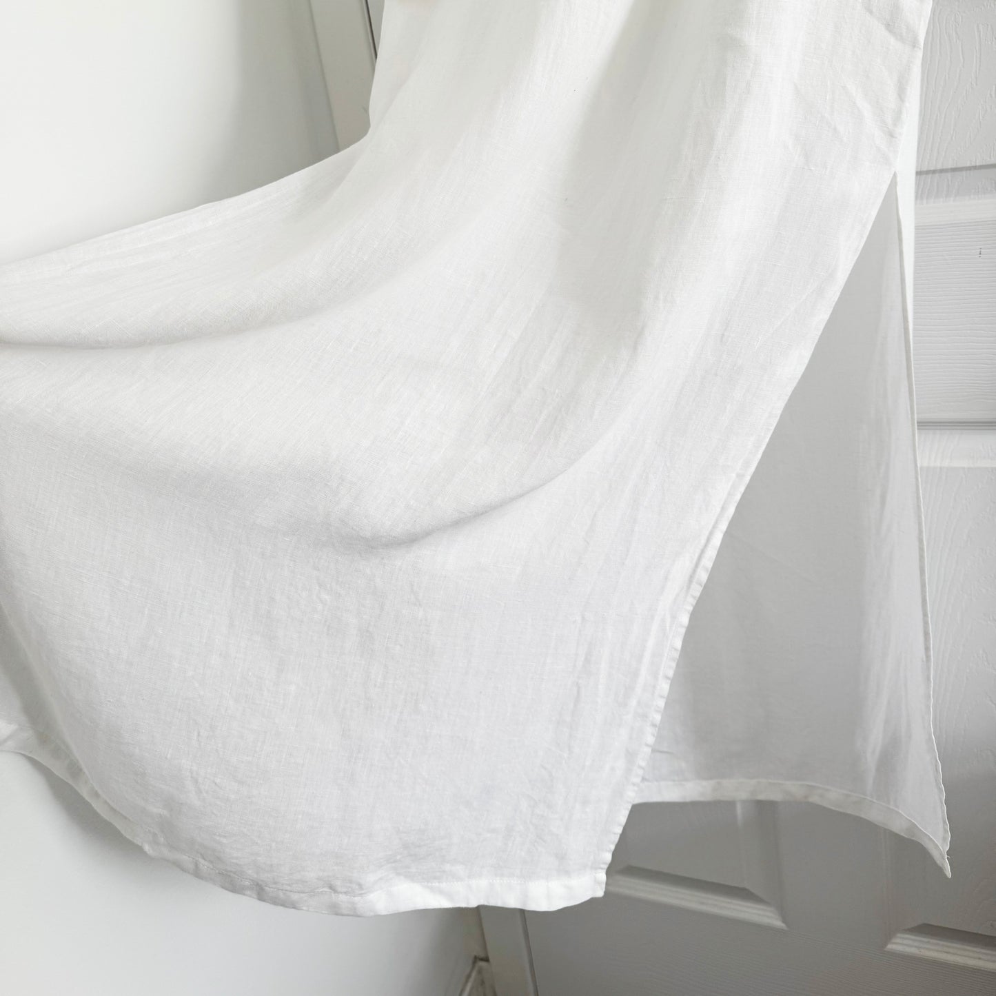 Nili Lotan "Galabeya" Linen Maxi Dress in White, size Small