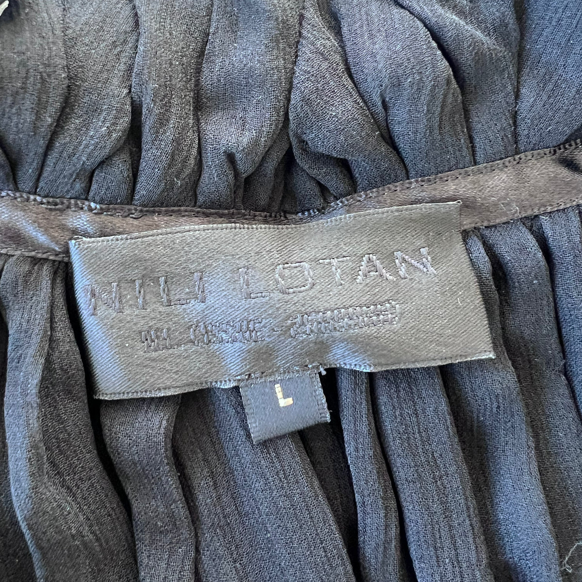 Nili Lotan "Arizona" Silk Chiffon Blouse in Black, size Large