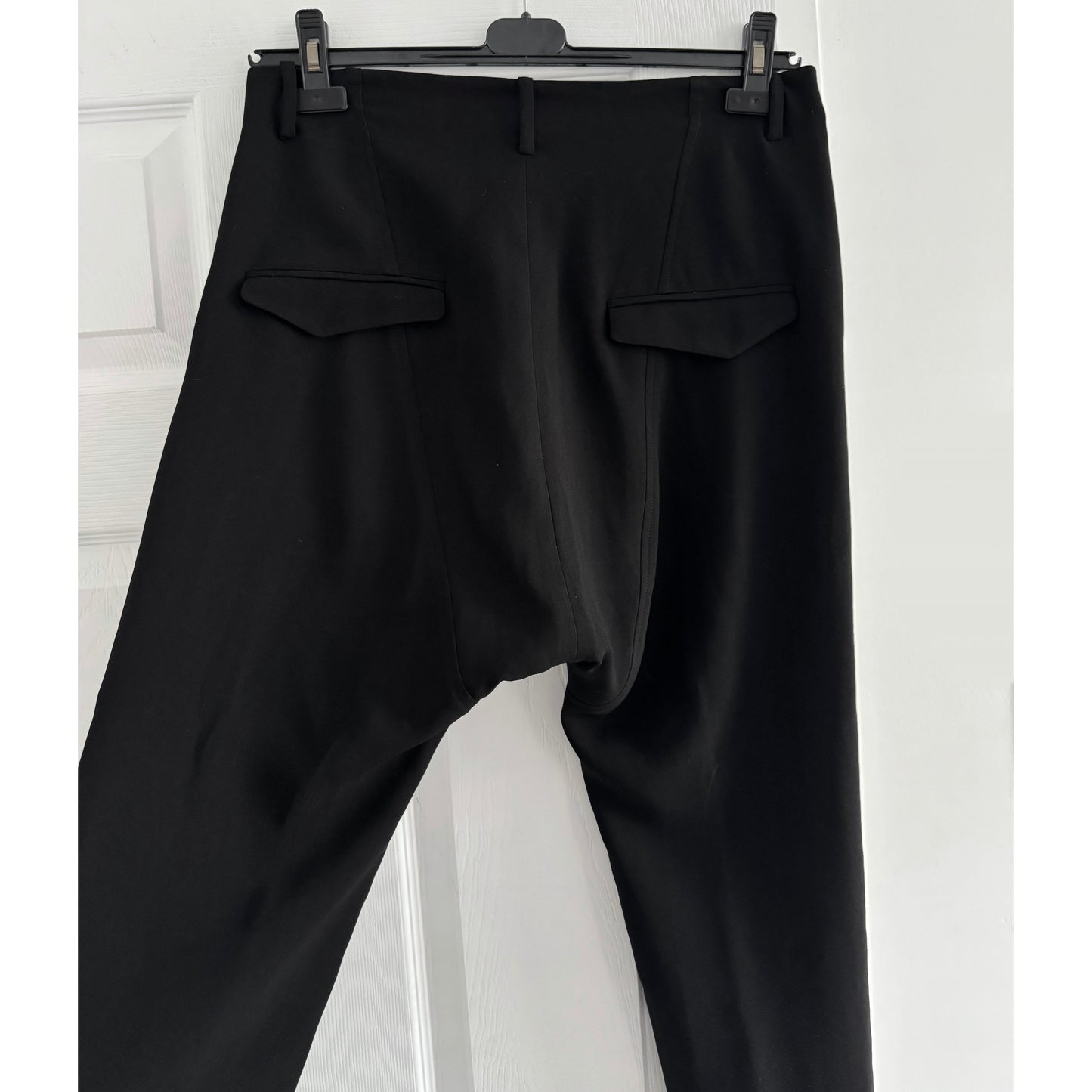 Nili Lotan Crepe Paris Pants in Black, size 6
