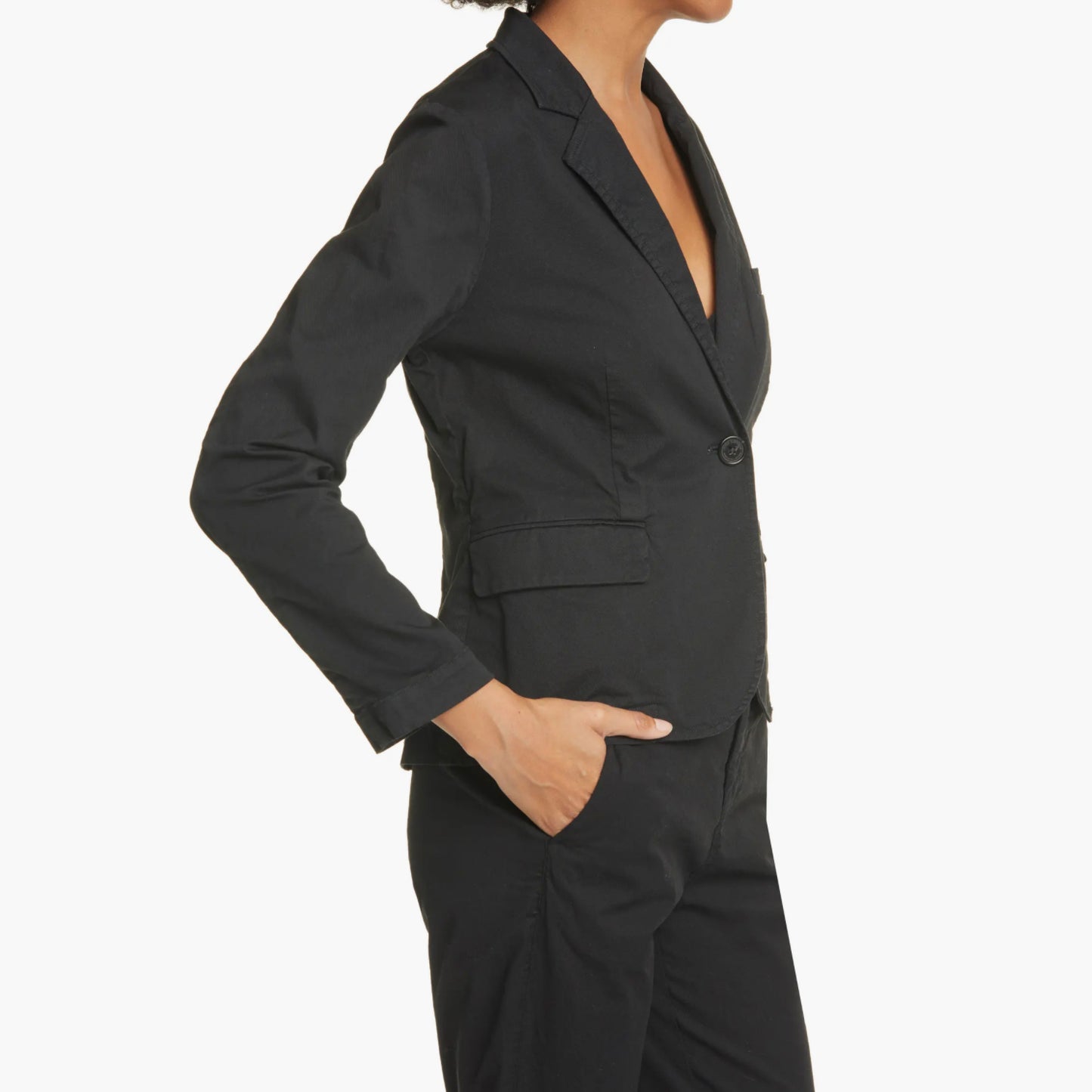 Nili Lotan "Brad" Stretch Cotton Twill Blazer in Black, size 2