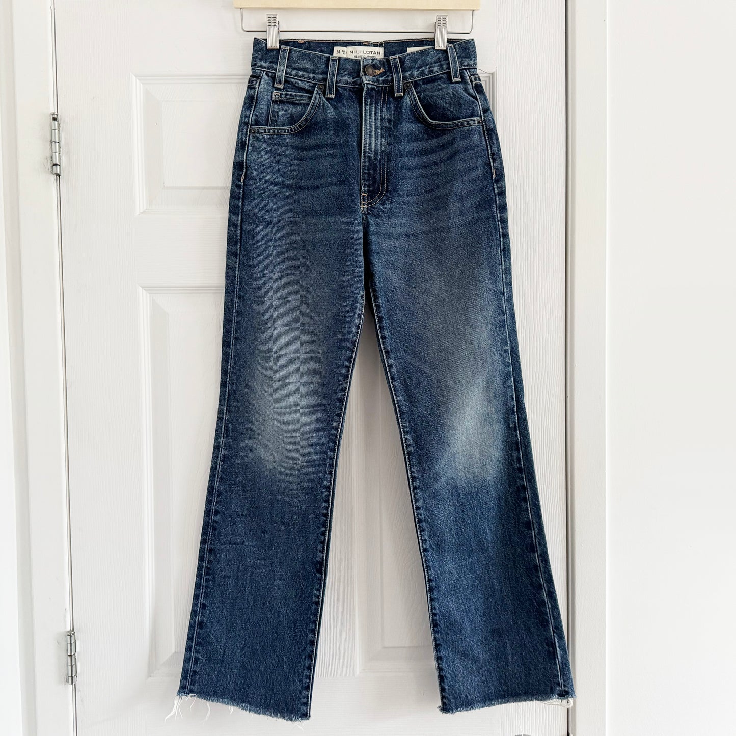 Nili Lotan "Calla" Jeans in "Simon Wash", size 24