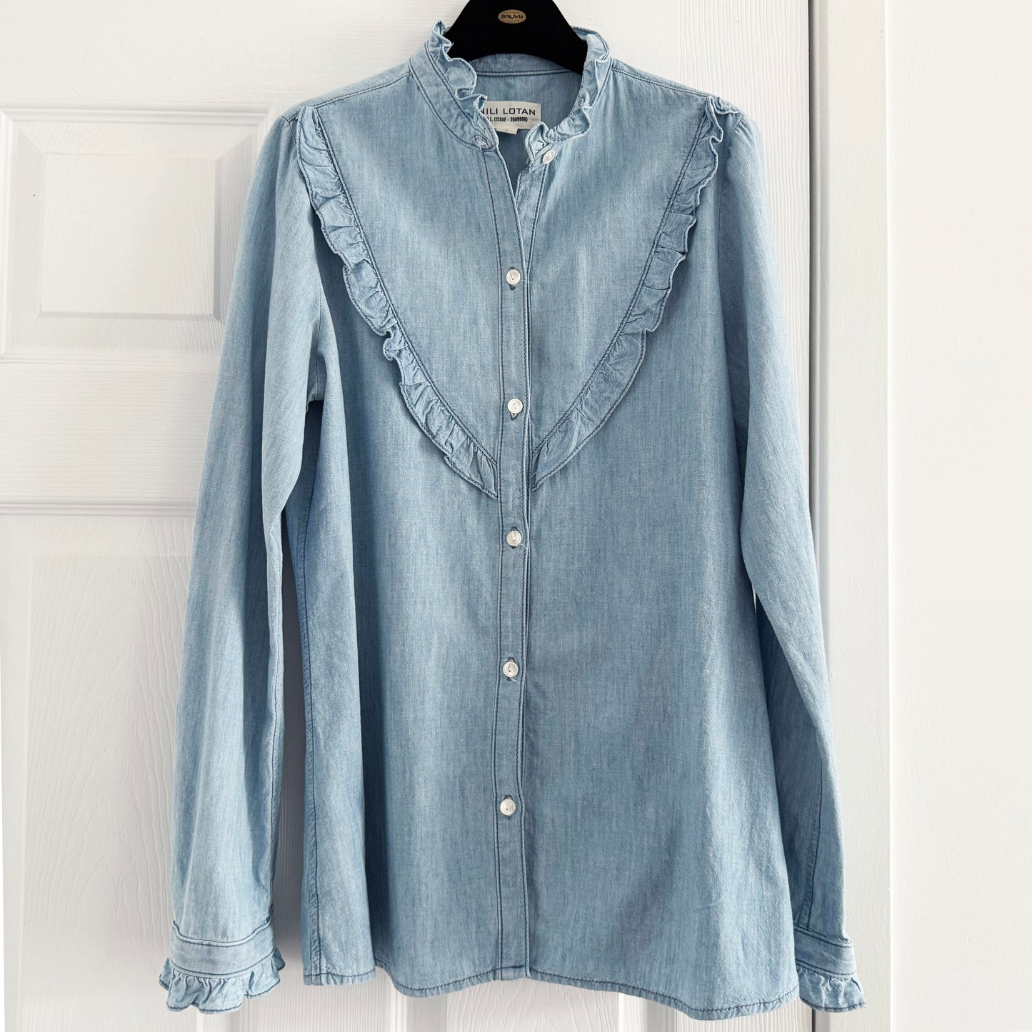 Nili Lotan "Marcela" Chambray Shirt in Light Blue, size Small