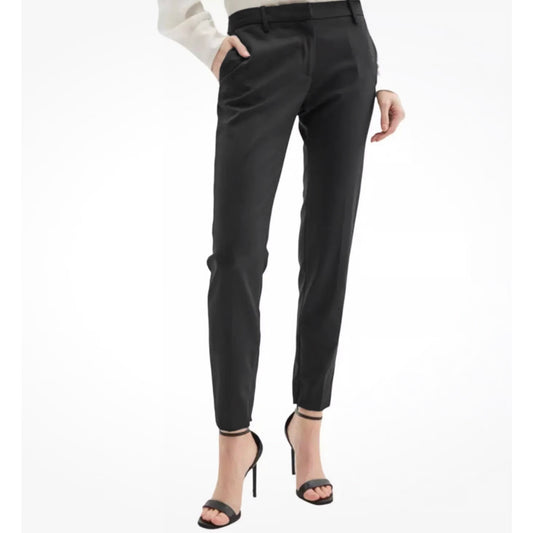 Nili Lotan "Leo" Cigarette Pants in Black, size 6 (fits 4/6)
