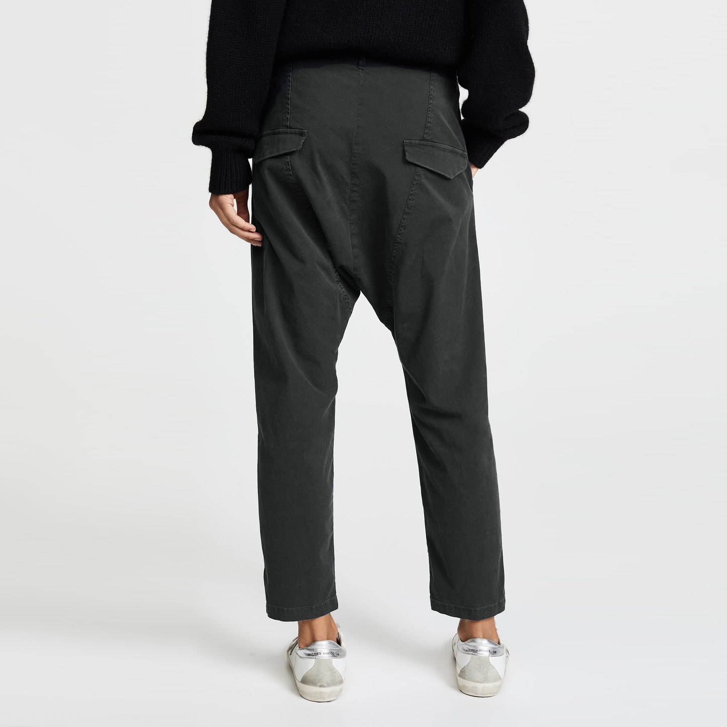 Nili Lotan Paris Pants in Dark Grey, size 0