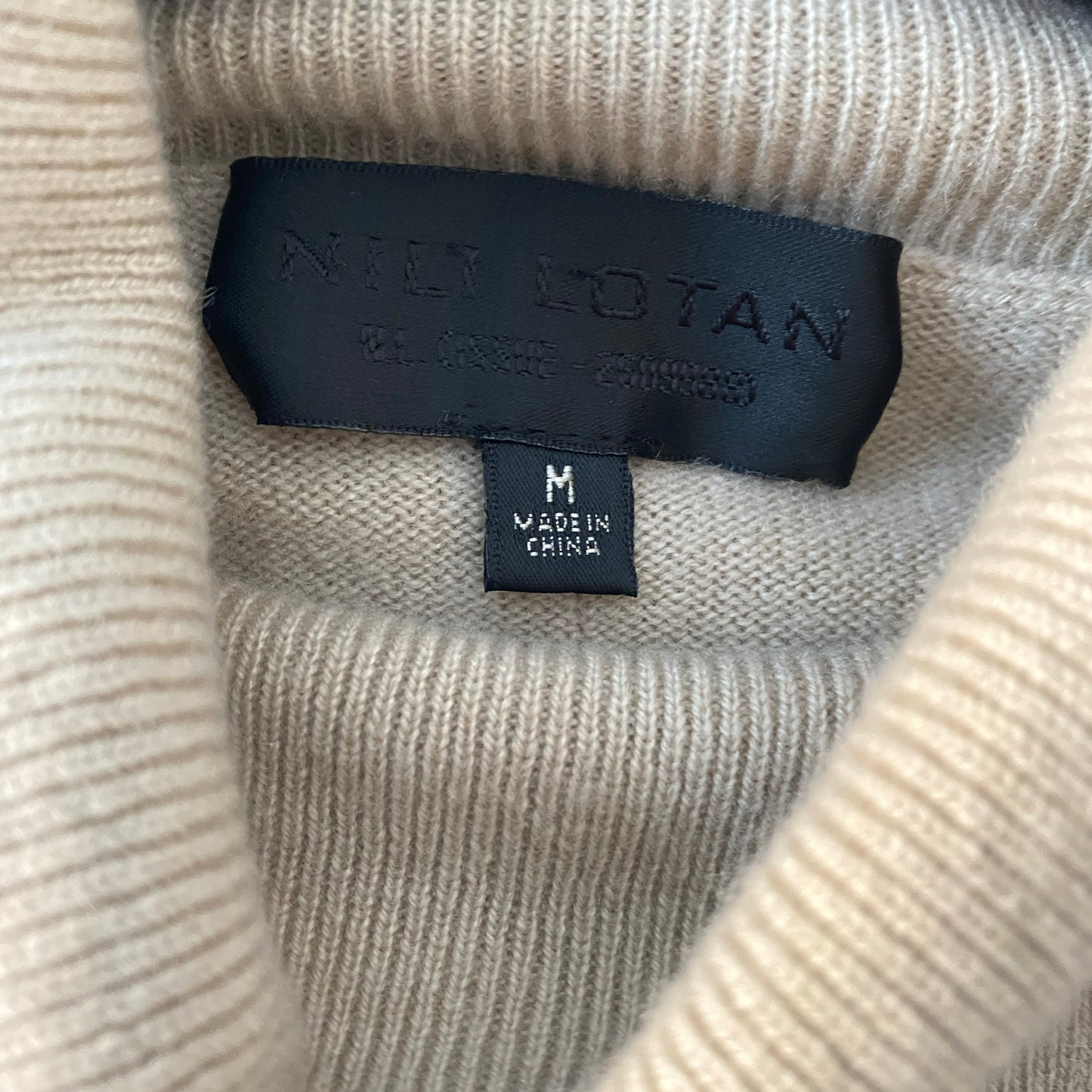 Nili Lotan "Ralphie" Cashmere Turtleneck in Beige, Size Medium (fits Size Small)