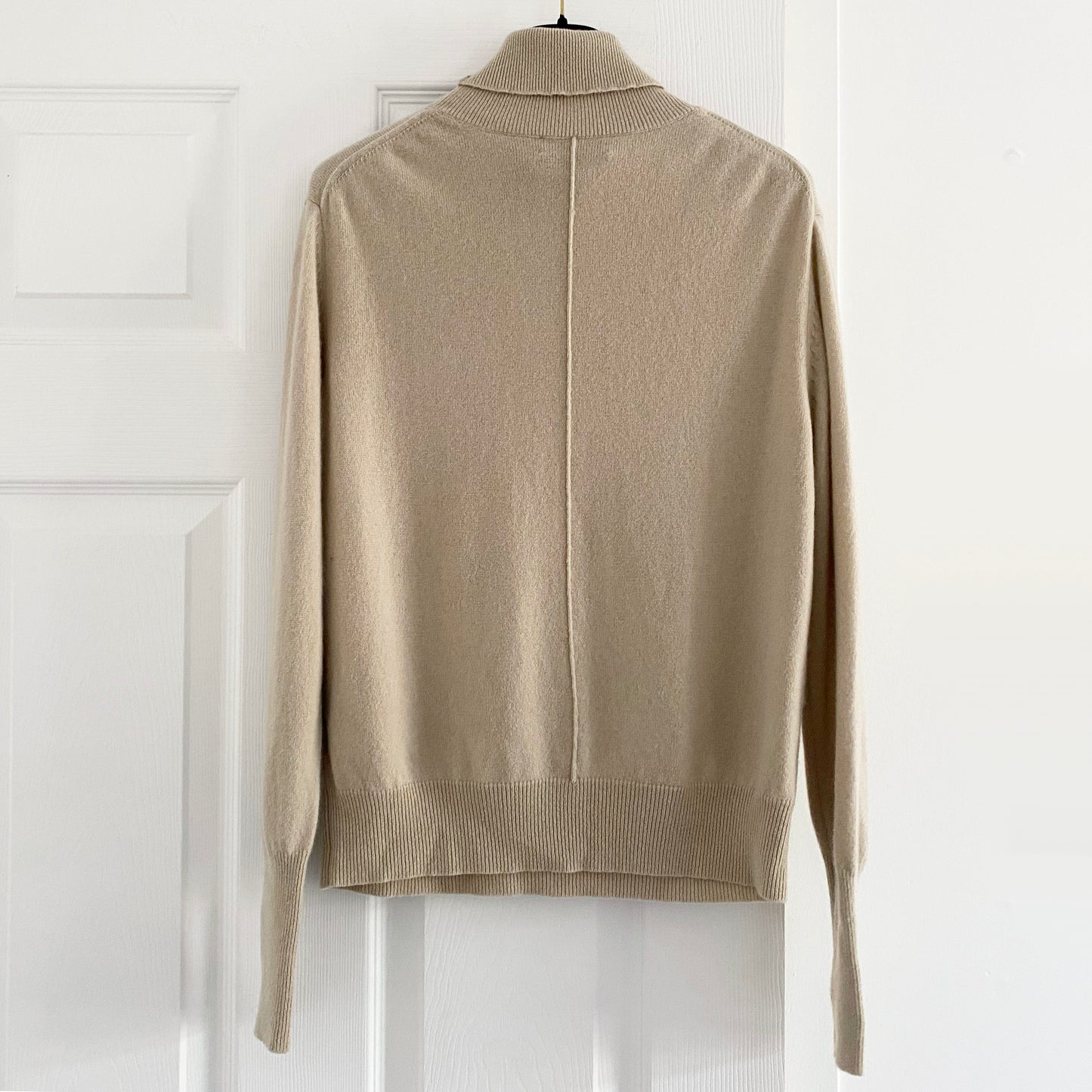 Nili Lotan "Ralphie" Cashmere Turtleneck in Beige, Size Medium (fits Size Small)