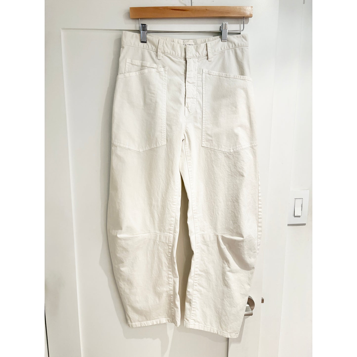 Nili Lotan "Shon" Pant in Eggshell, size 0 (fits like size 2/4)