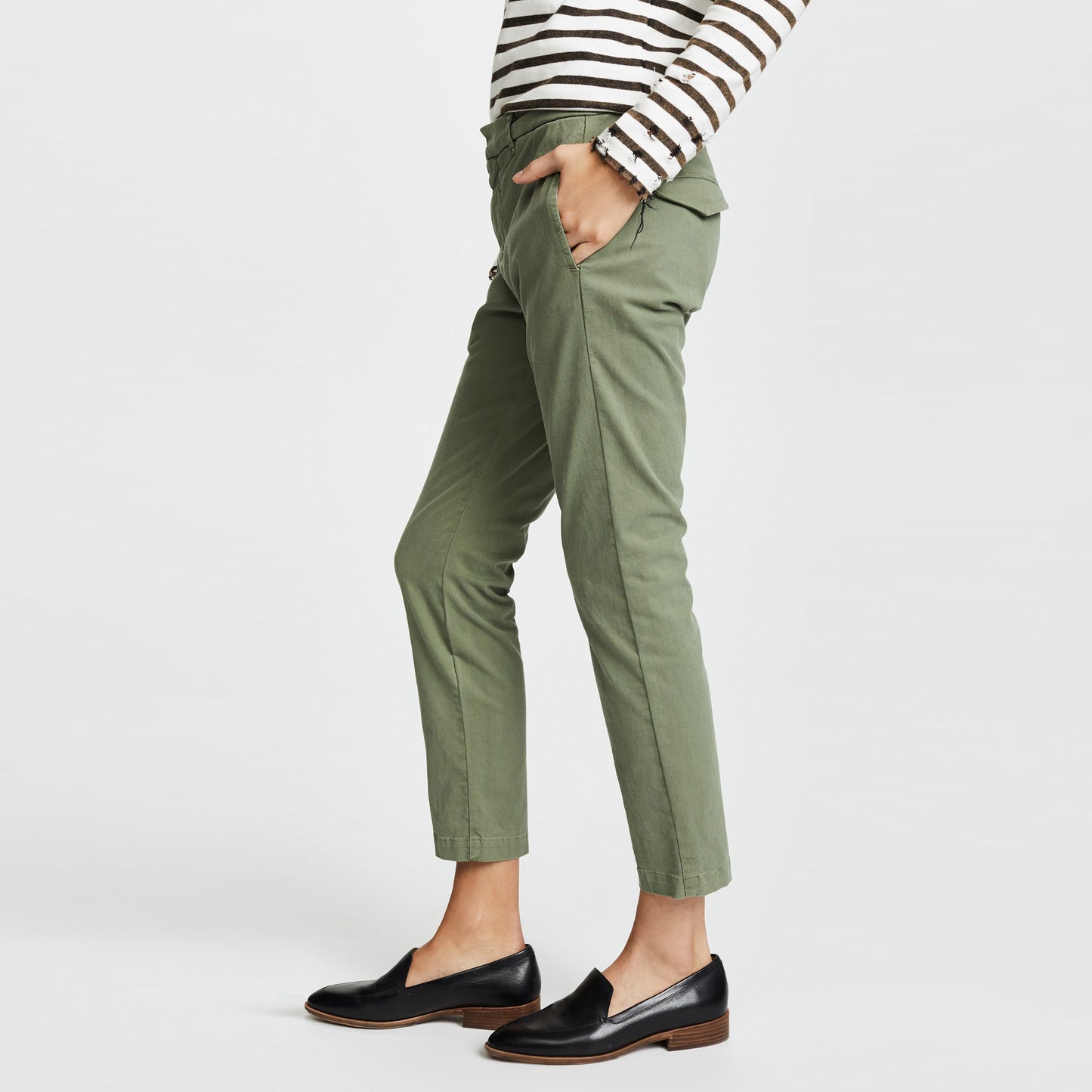 Nili Lotan "Tel Aviv" Pant in Green, size 6