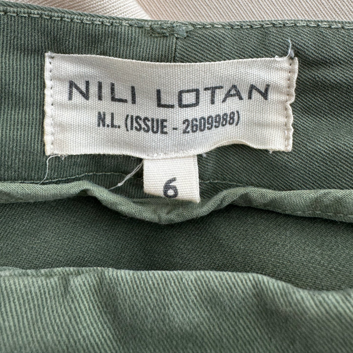 Nili Lotan "Tel Aviv" Pant in Green, size 6