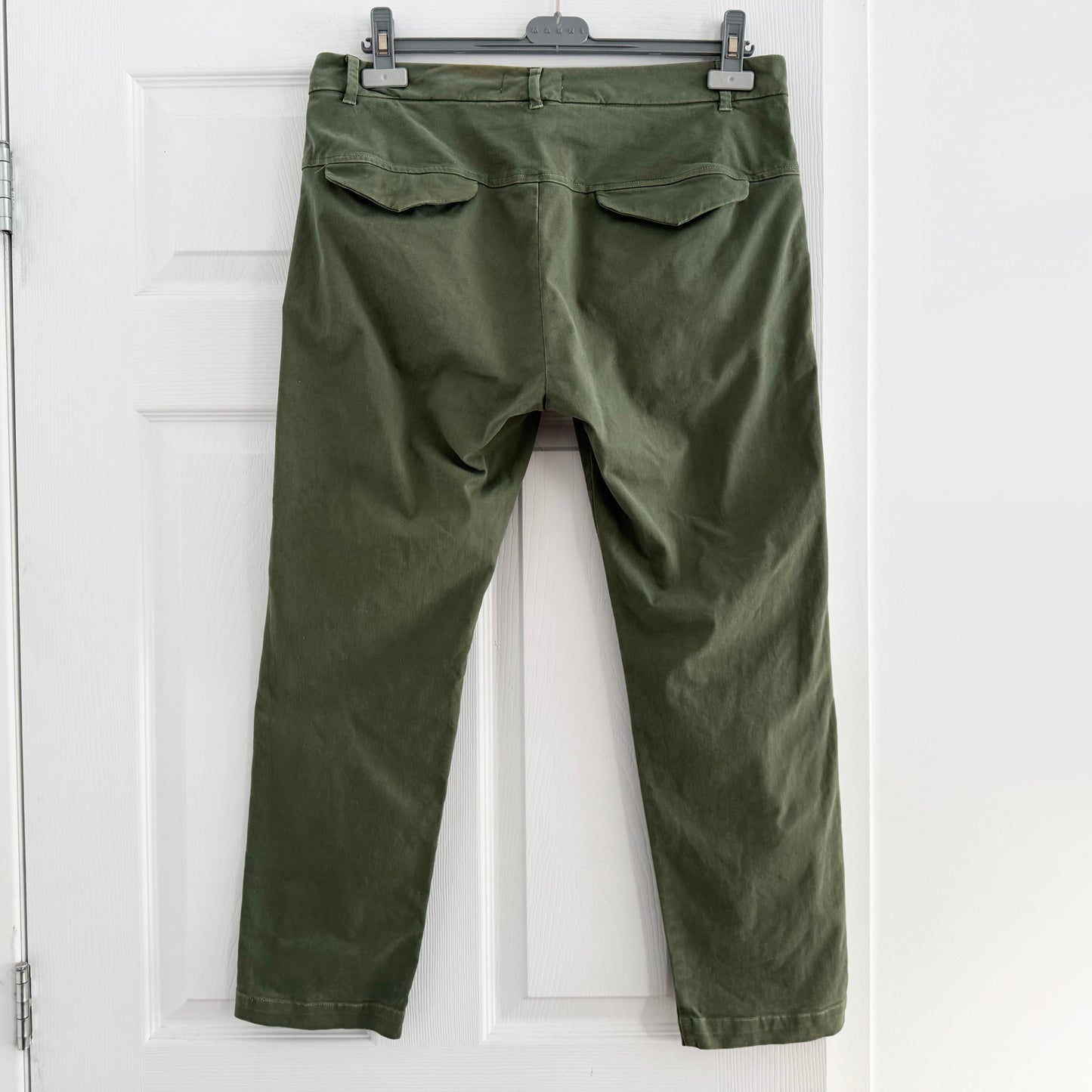 Nili Lotan "Tel Aviv" Pant in Green, size 6