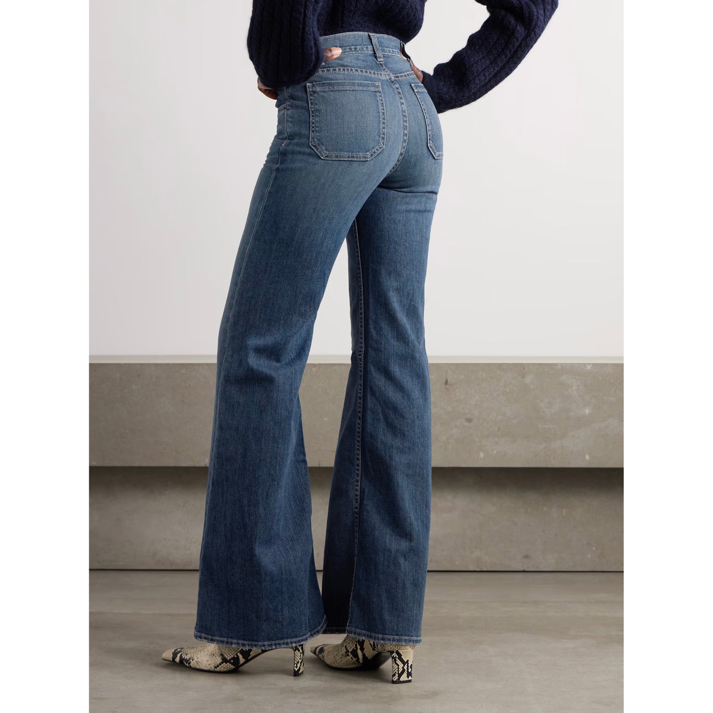 Nili Lotan "Terrell" Jeans in Classic Wash, size 30