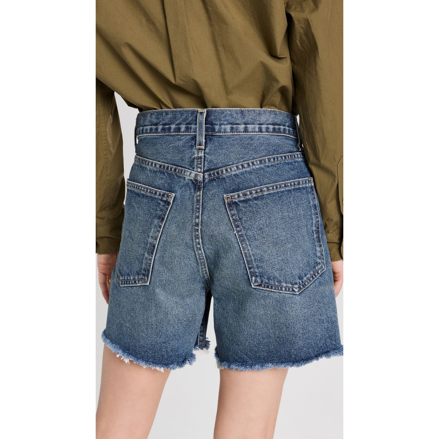 Nili Lotan "Yoann" Shorts in Simon Wash, size 25 (fits 26-27)