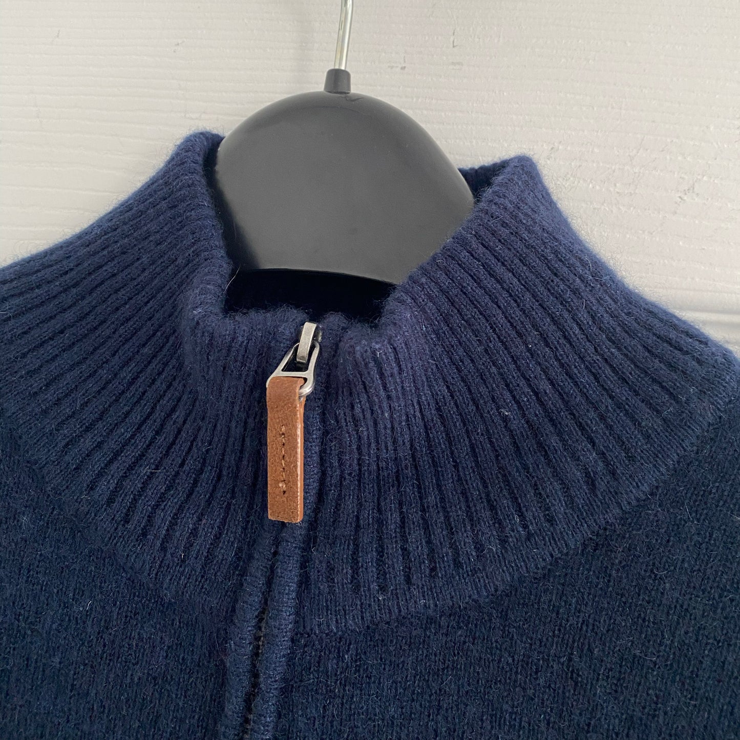 ** MENS ** Nordstrom Navy Cashmere Zip Neck Sweater, size Medium