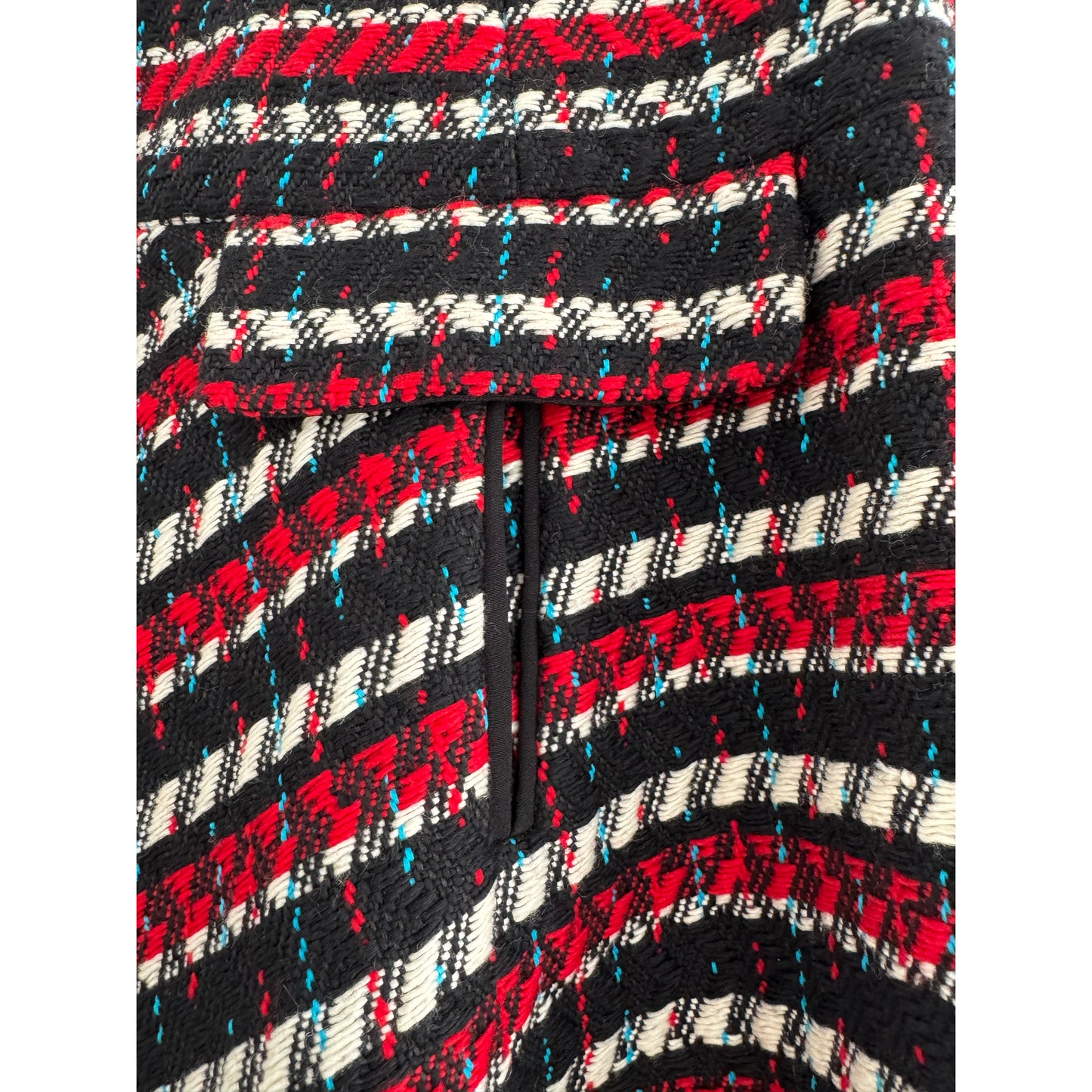 Oscar de la Renta Wool Tweed Skirt in Red/White/Black, size 8 (fits size 6)